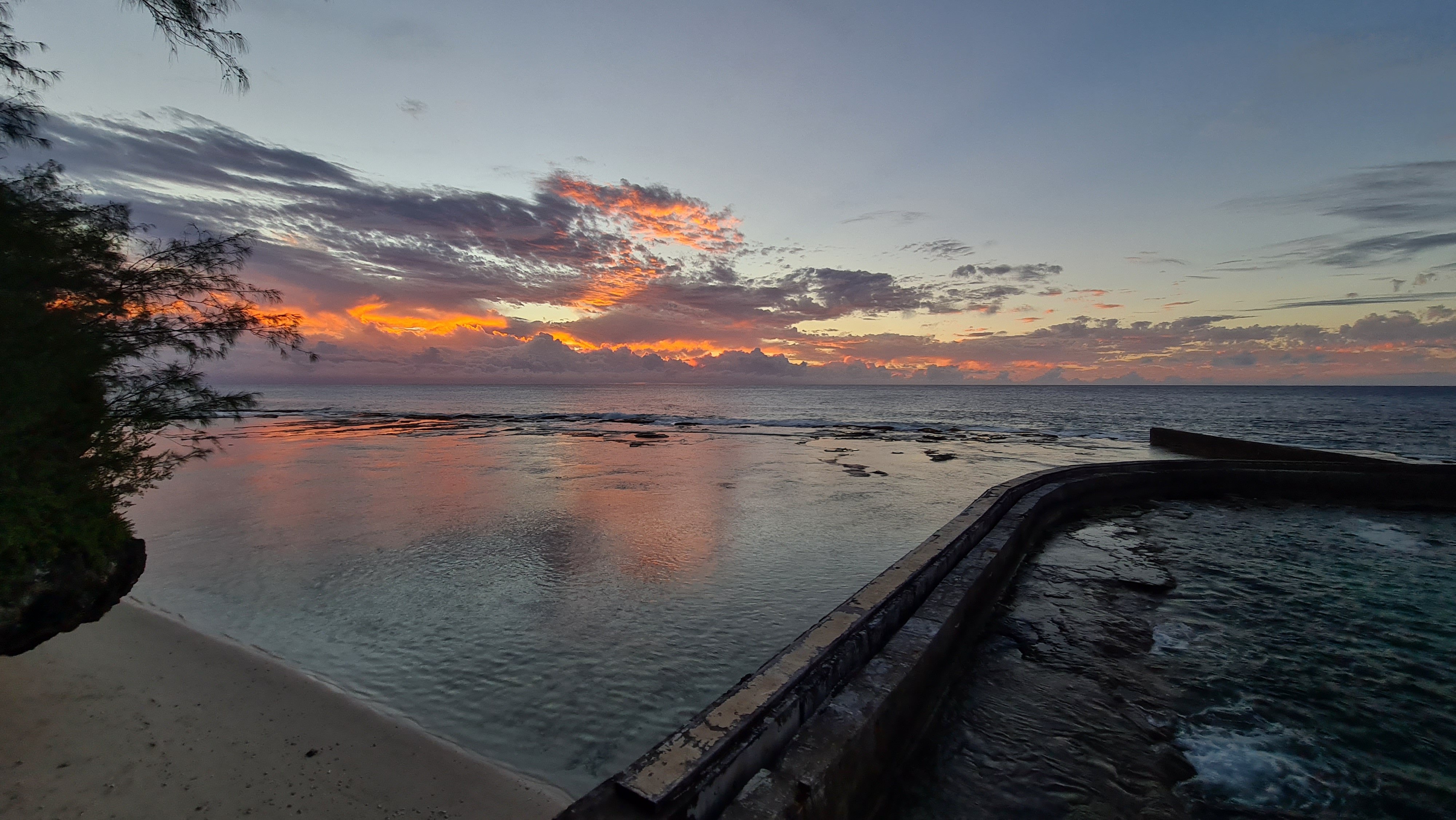 Sunset at Mauke Harbour 