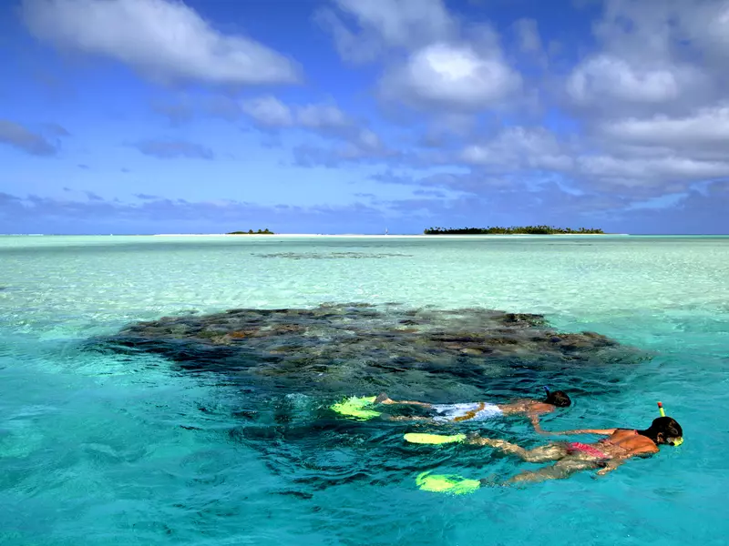 CITC_Pacific_Resort_Aitutaki_Snorkelling_in_Aitutaki_Lagoon_1