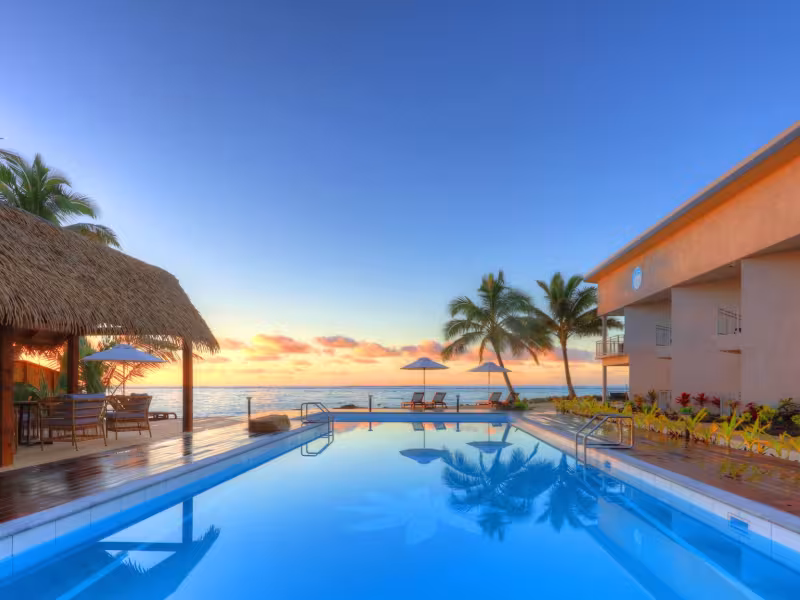 Moana Sands Group Honeymoon