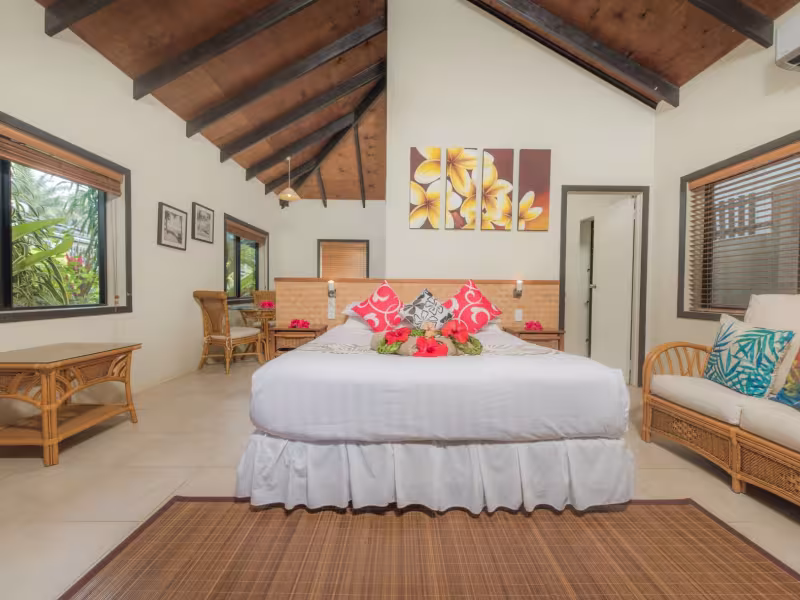 Muri Beach Resort Honeymoons