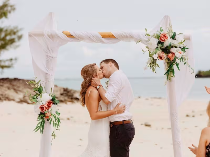 Muri Beach Club Weddings