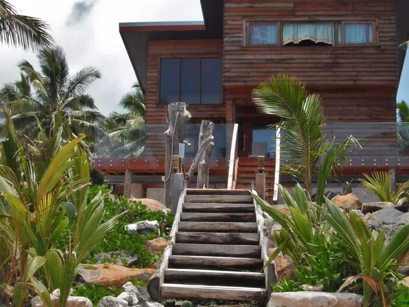 Kaireva Beach House honeymoon