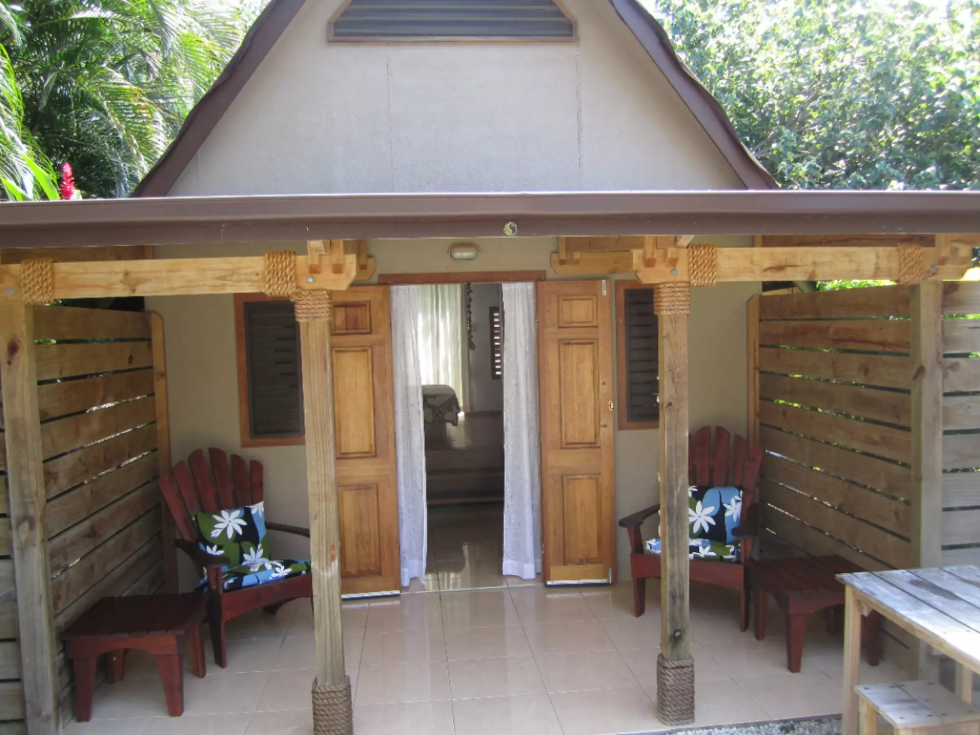 Main entrance 