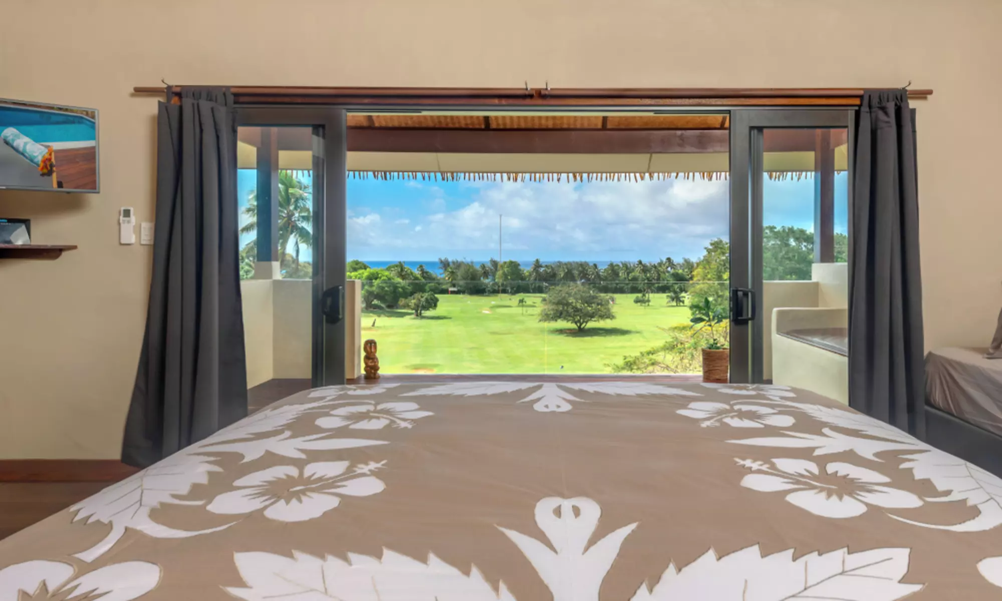 Rainbow villas Luxury accommodation Rarotonga with master bed view