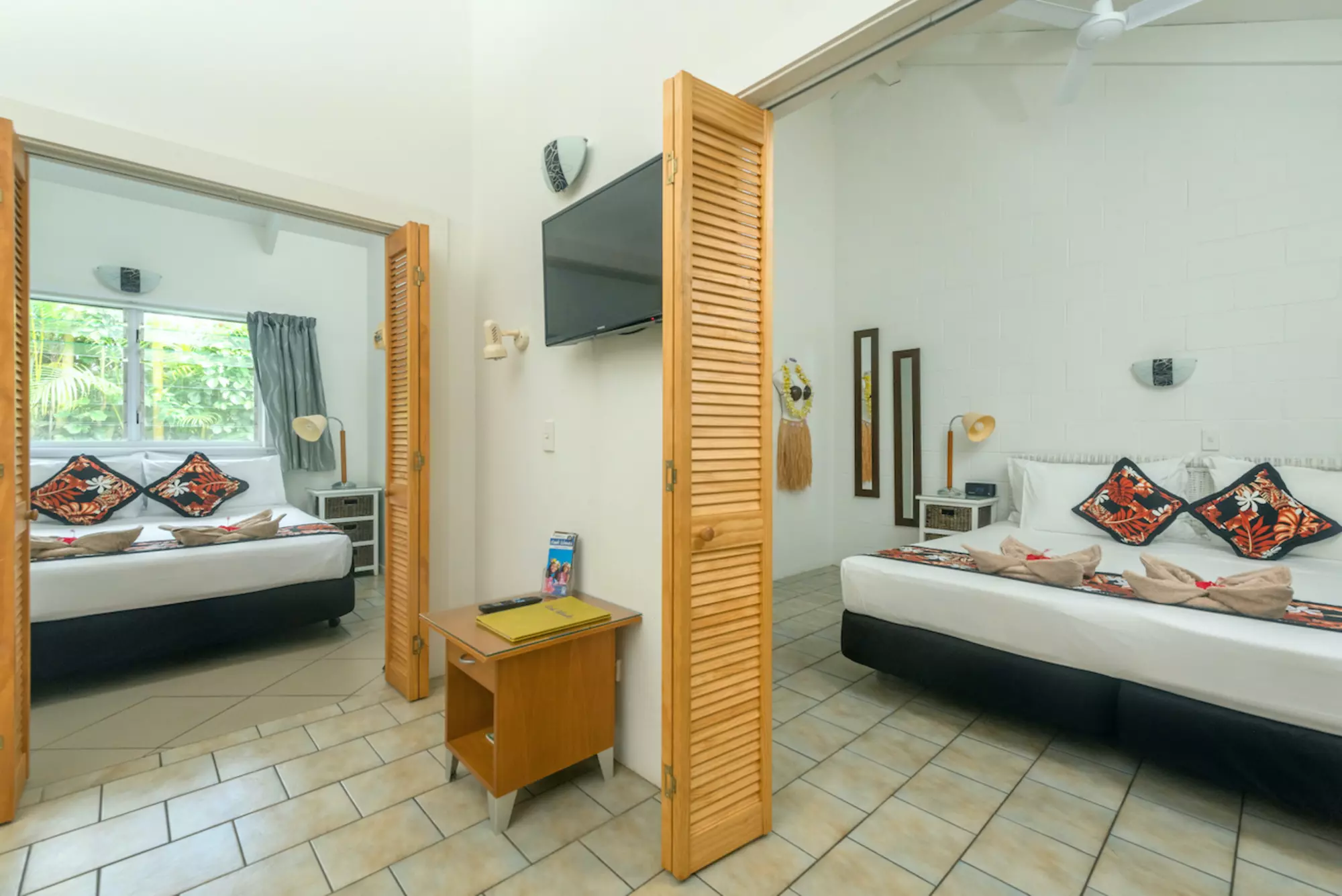 Unit 4 bedrooms
