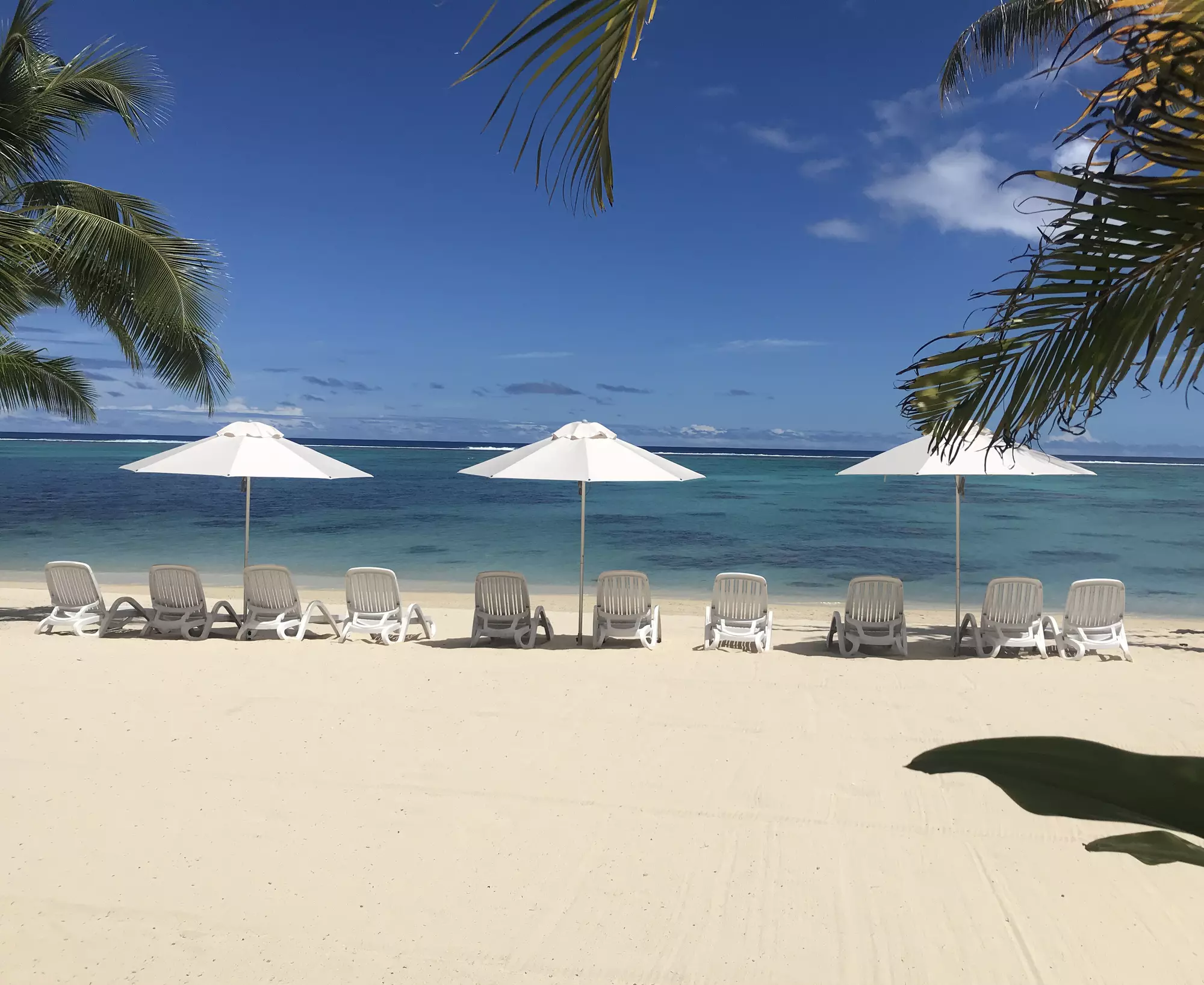 Moana Sands Beachfront Hotel