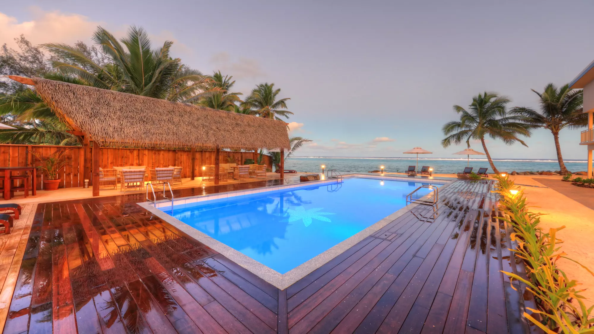 Moana Sands Lagoon Resort 