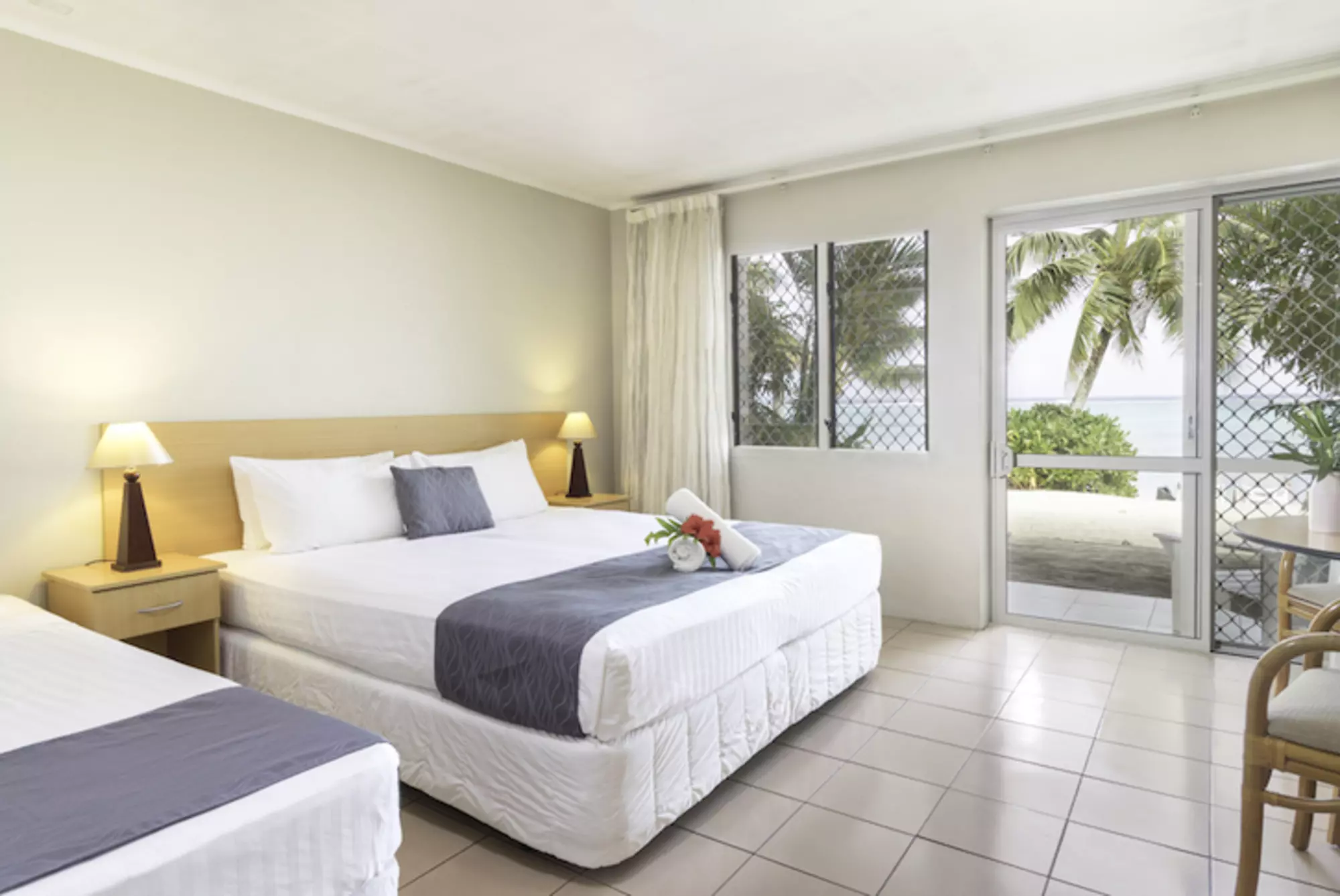 Moana Sands Beachfront Hotel Room
