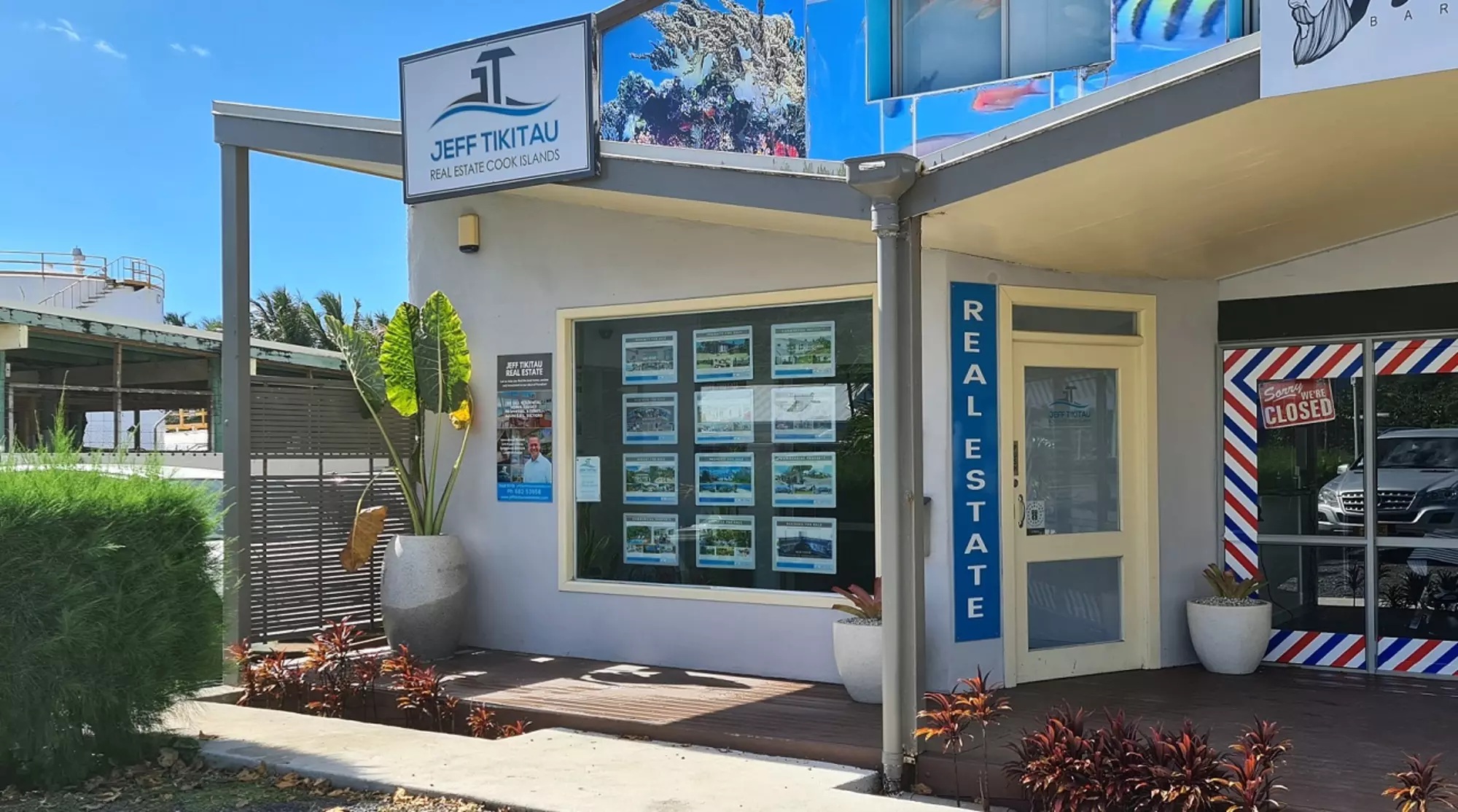 Jeff Tikitau - Office exterior close up 