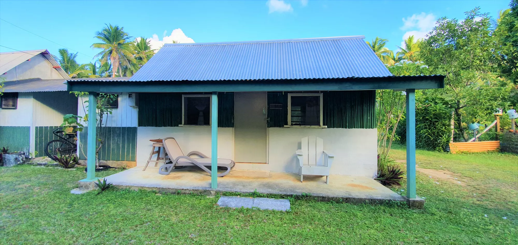 Kuru Exterior
