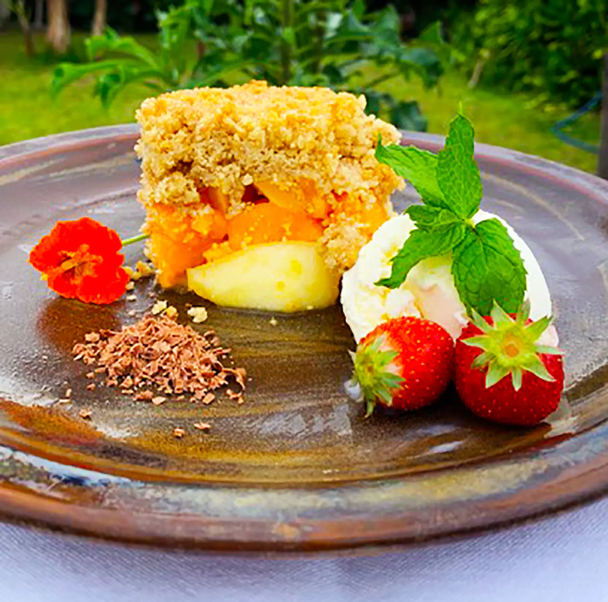 No. 5 Paw Paw and Apple Crumble