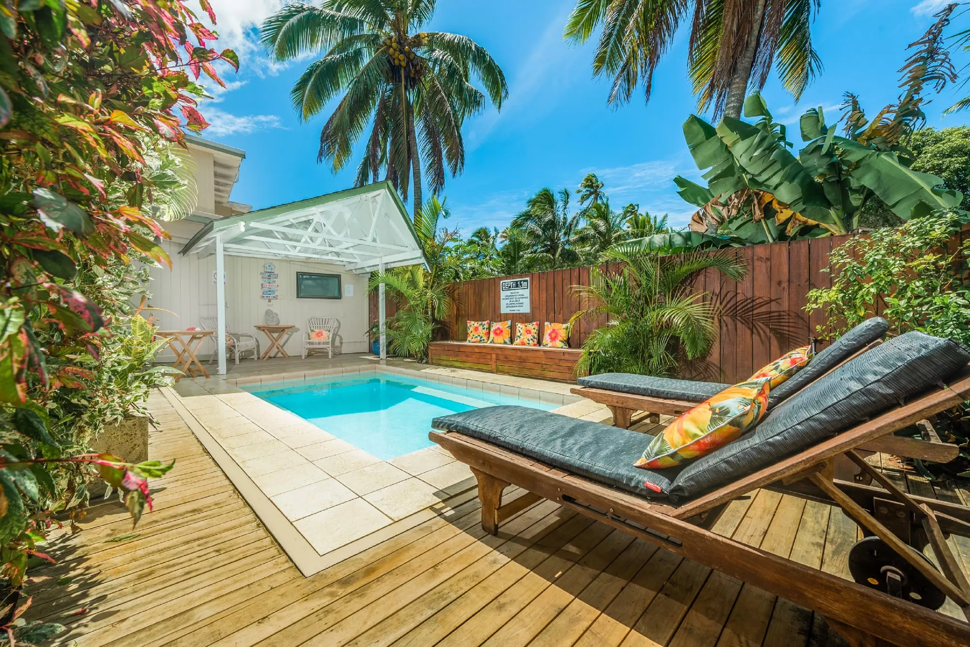 Cooks Oasis Holiday Villa Swimming Pool