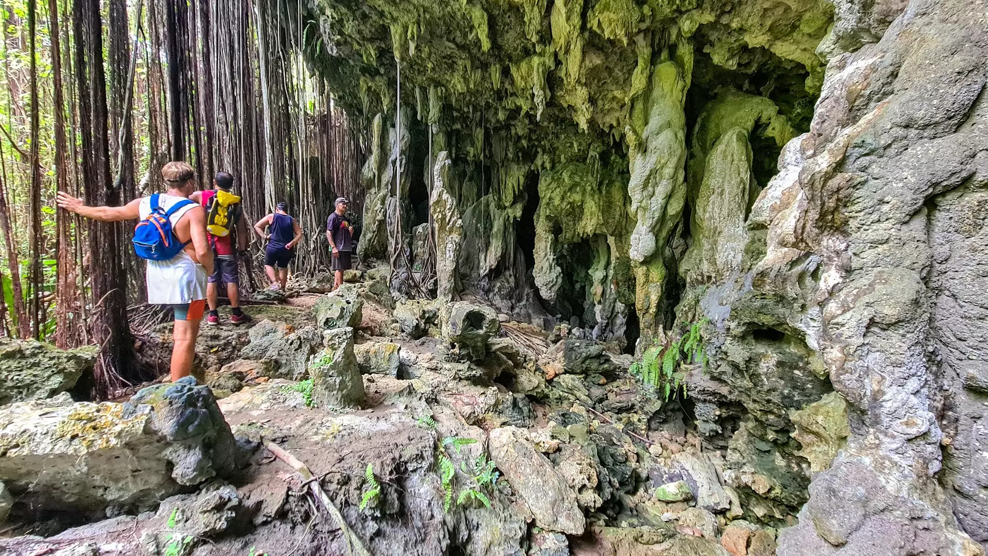 Anatakitaki Cave Atiu 