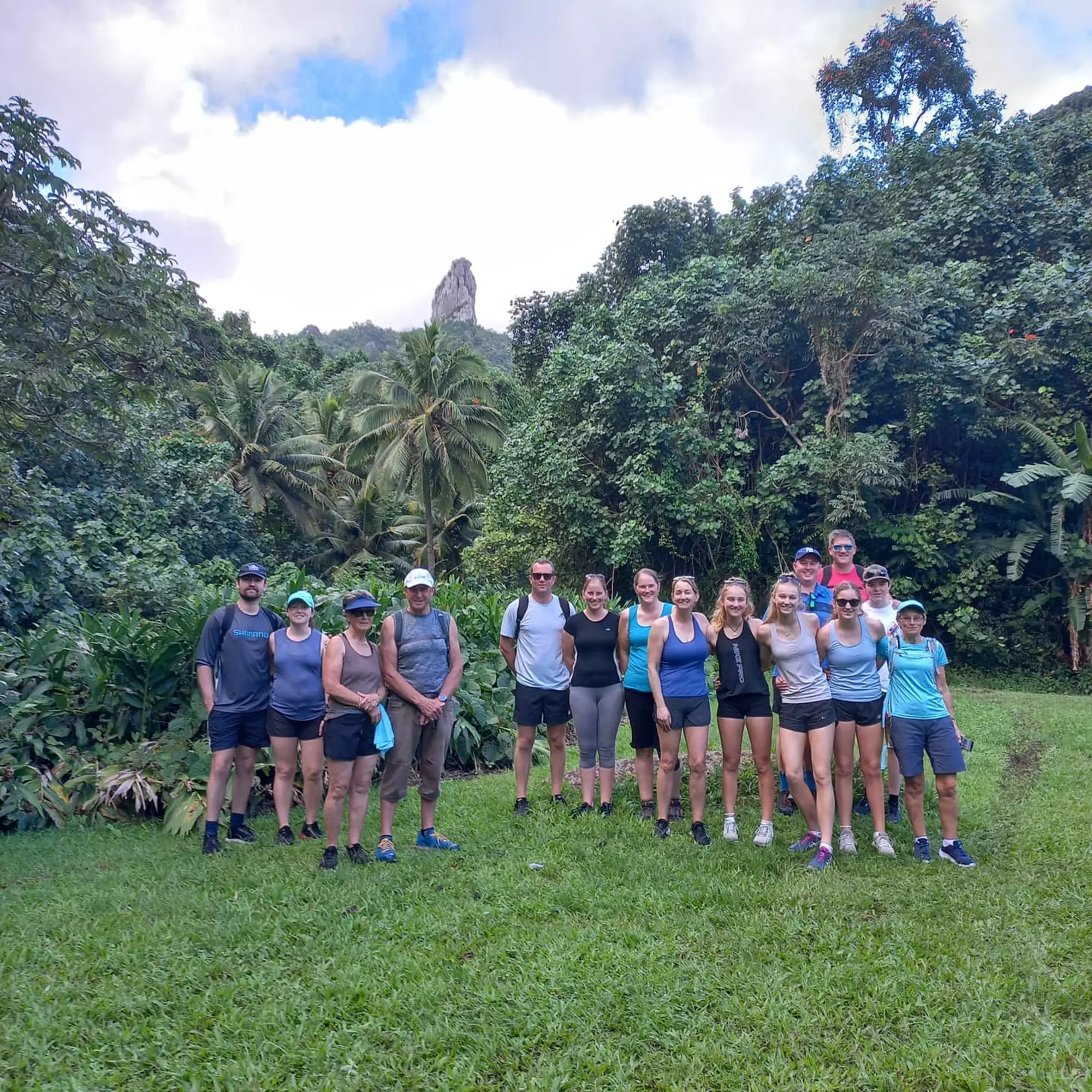 Maunga Tours - Group