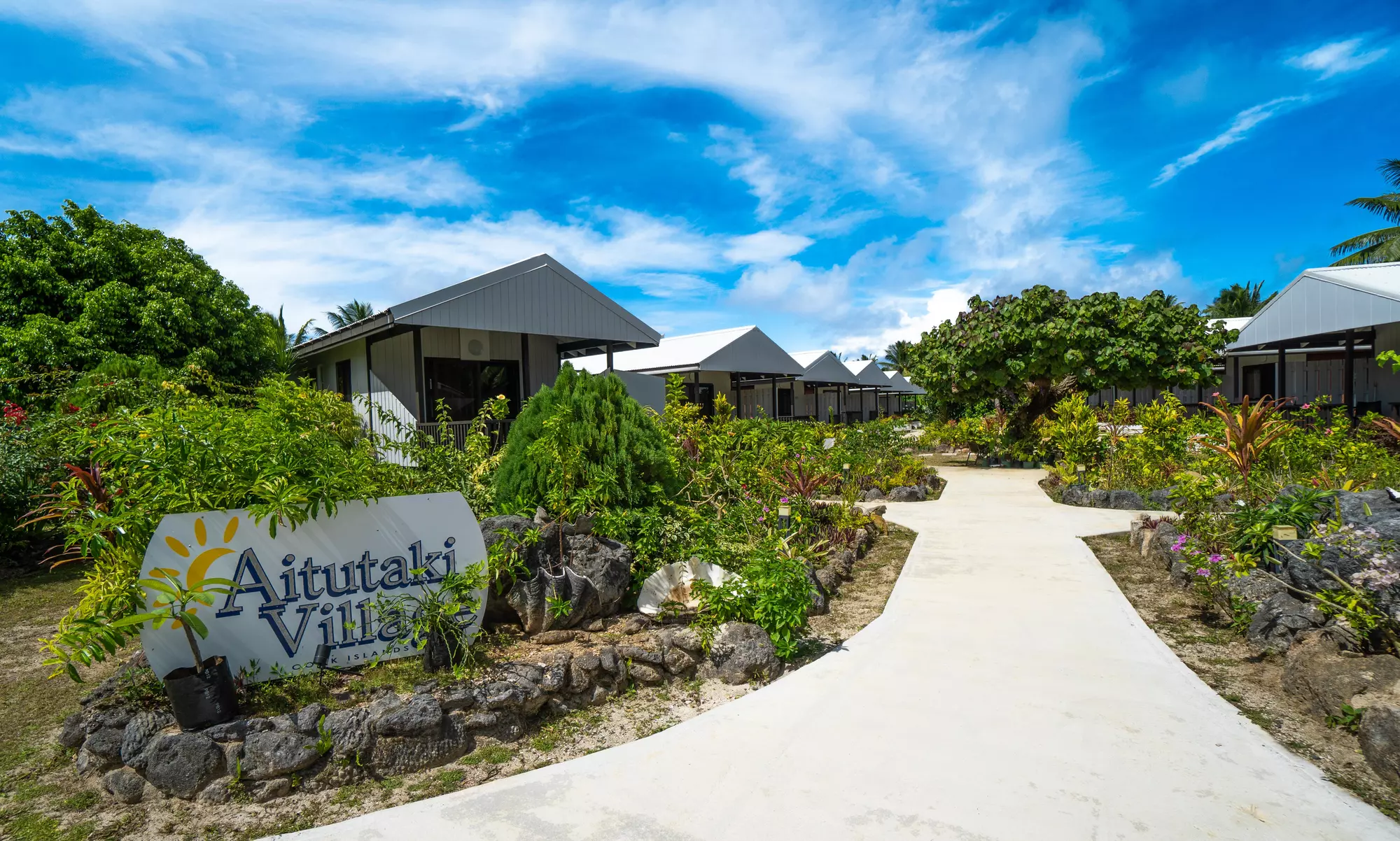 Aitutaki Village Exterior 2