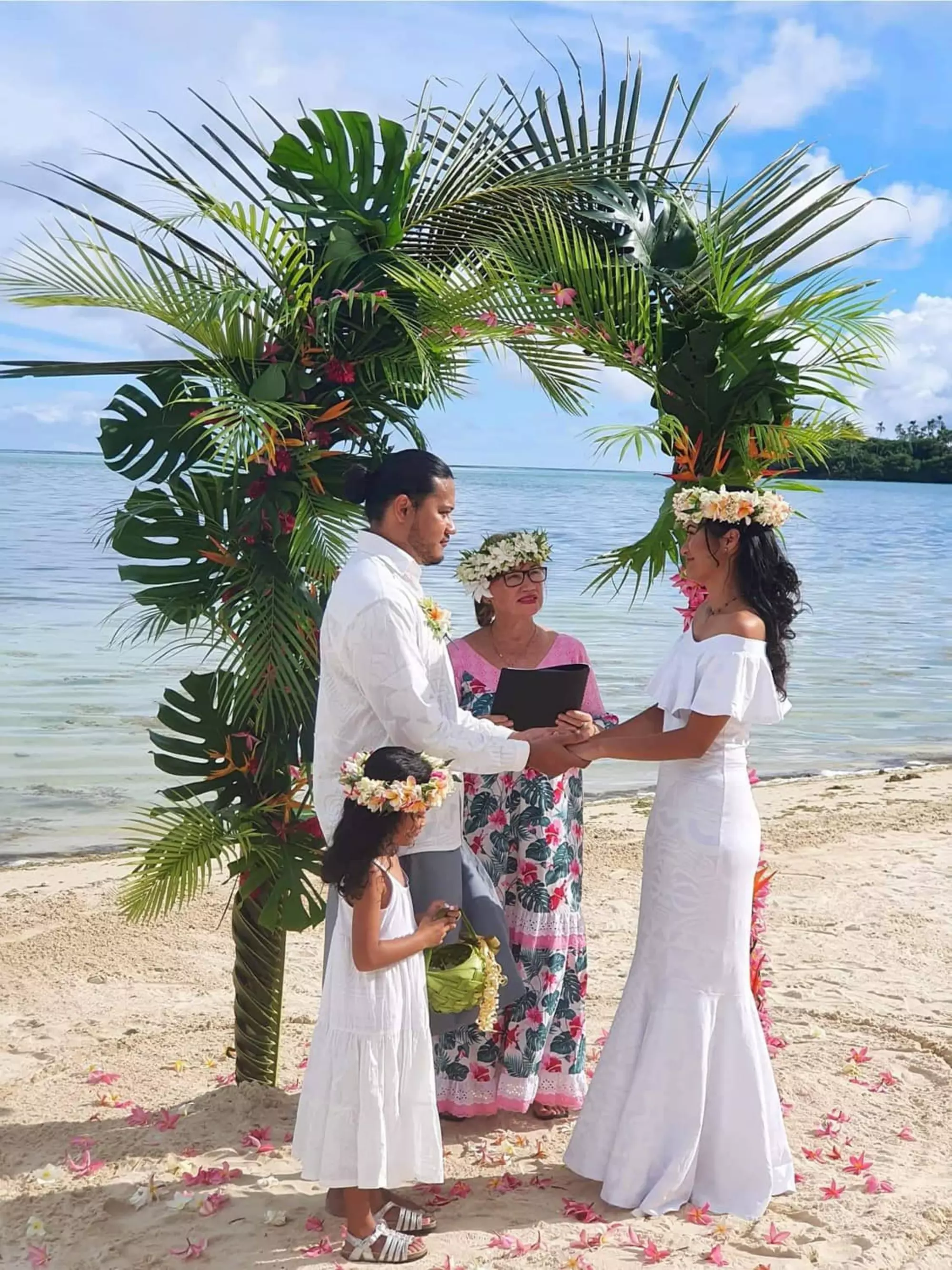 Cook Islands Wedding Celebrant