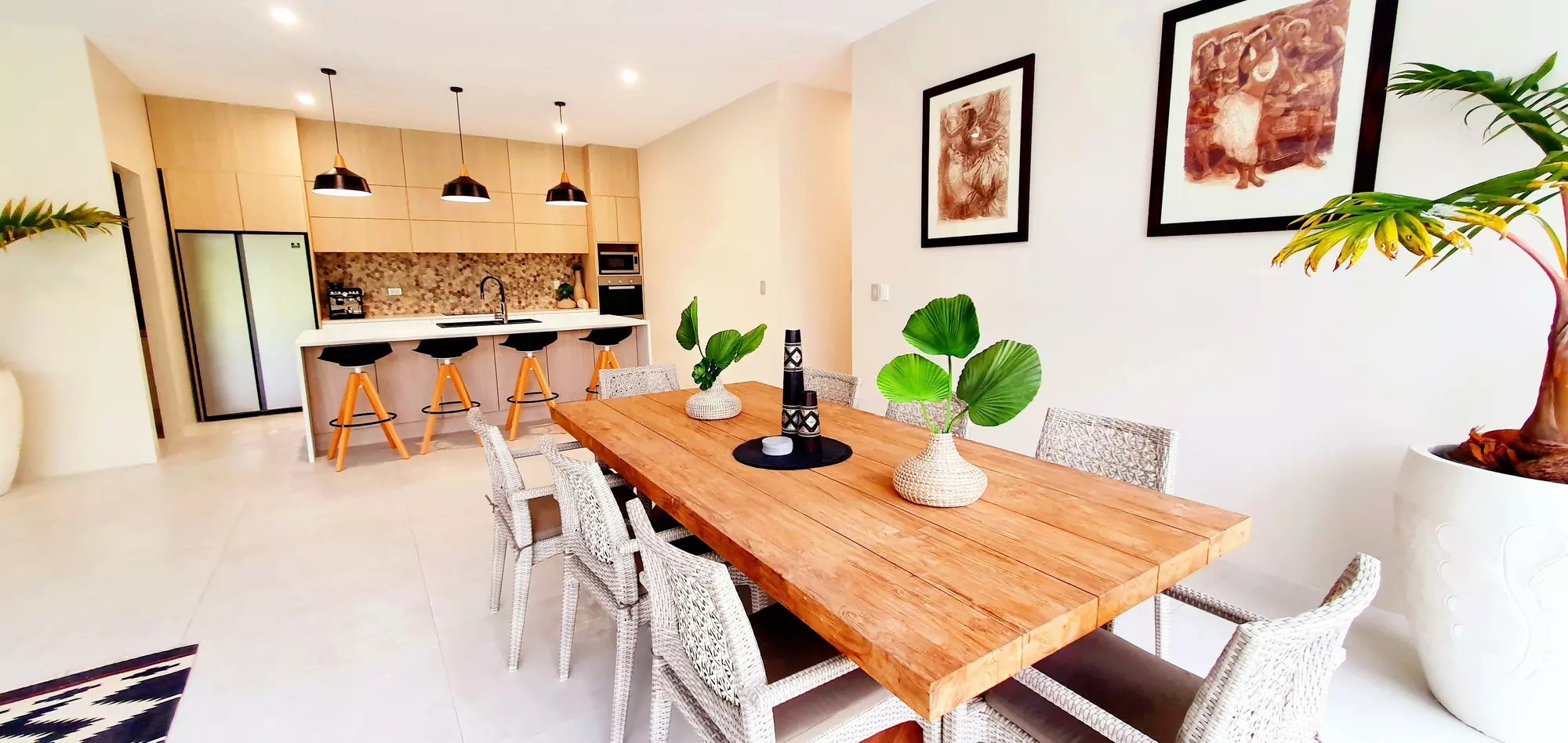 Mama Taras Luxury Villa