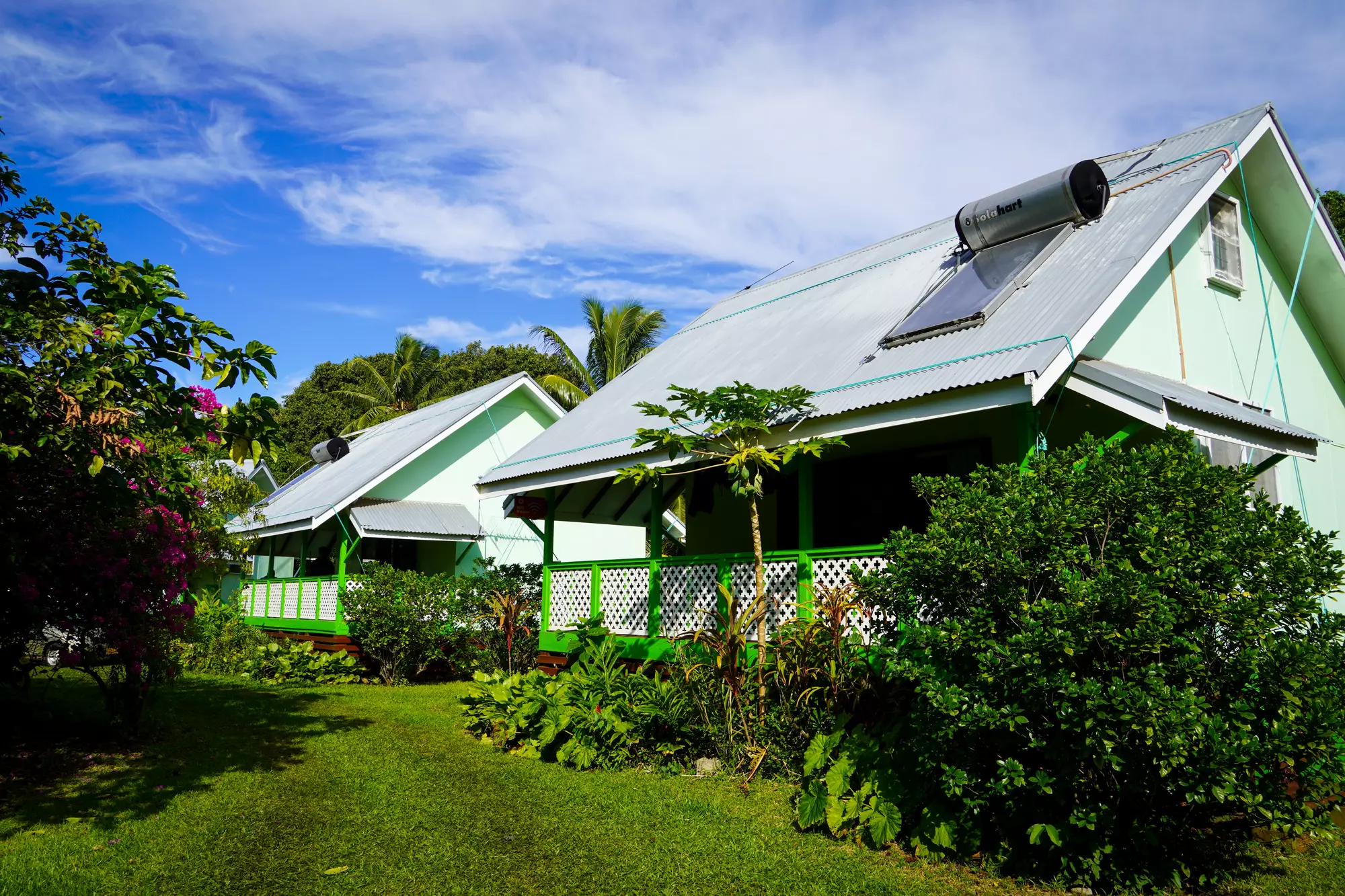 Gina's Garden Lodge 