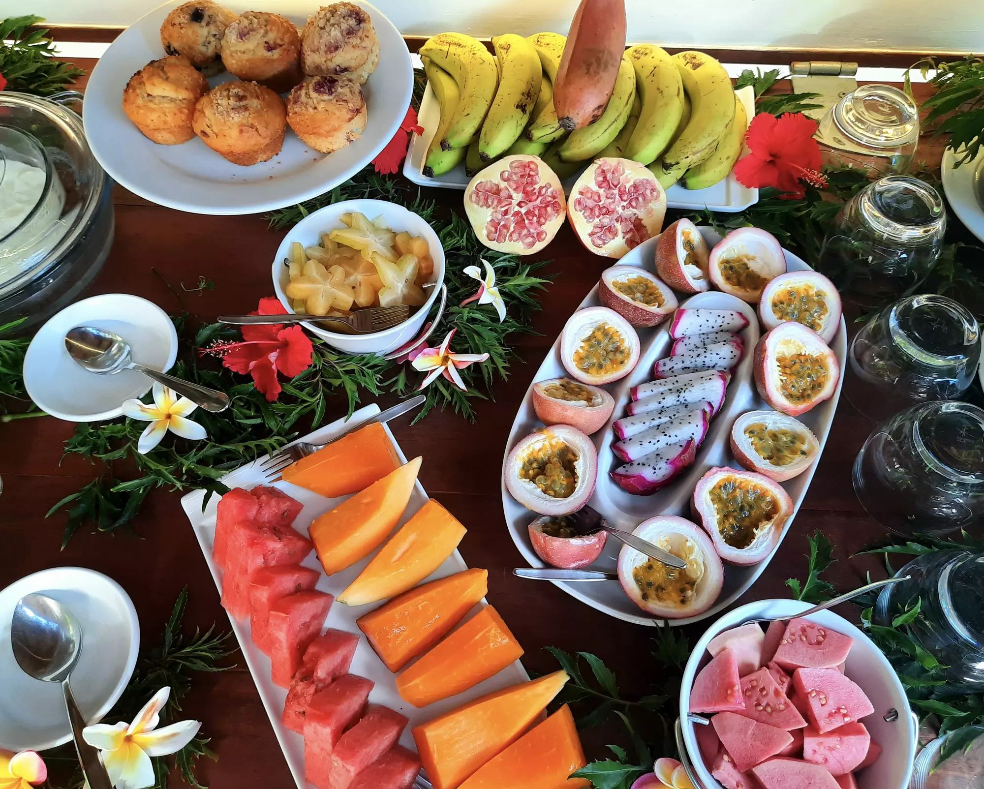 Etu Moana Breakfast Tropical Fruits 