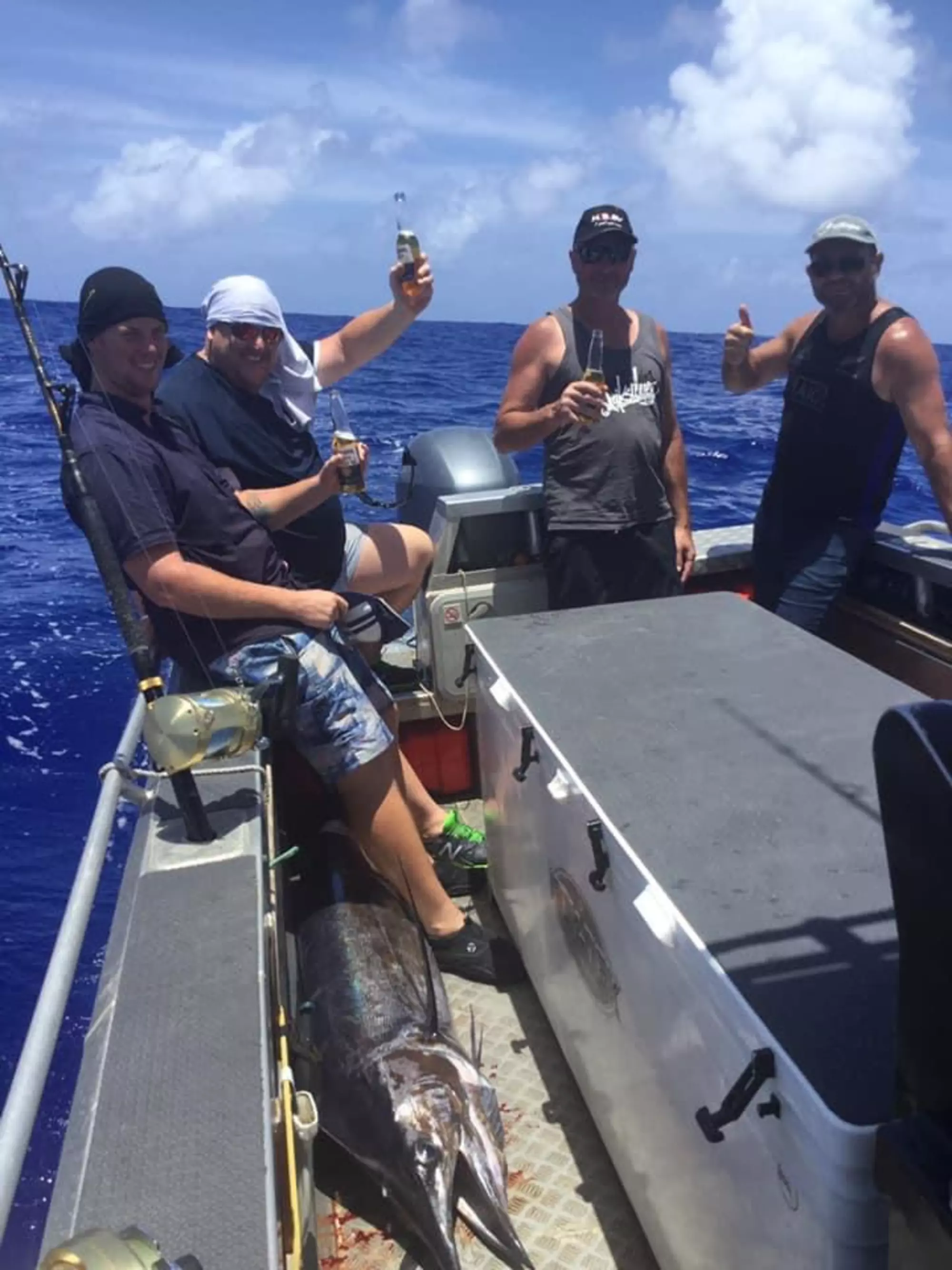 RARO FISHING CHARTERS 