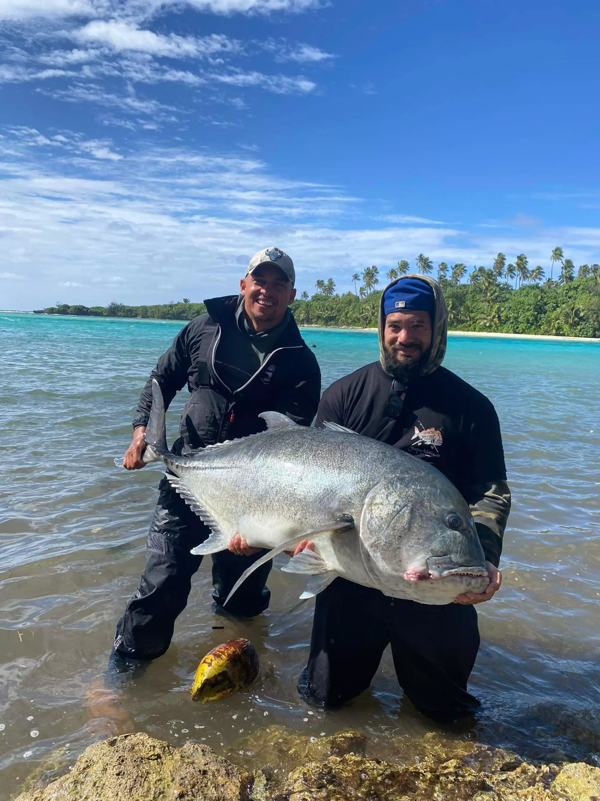RARO FISHING CHARTERS 