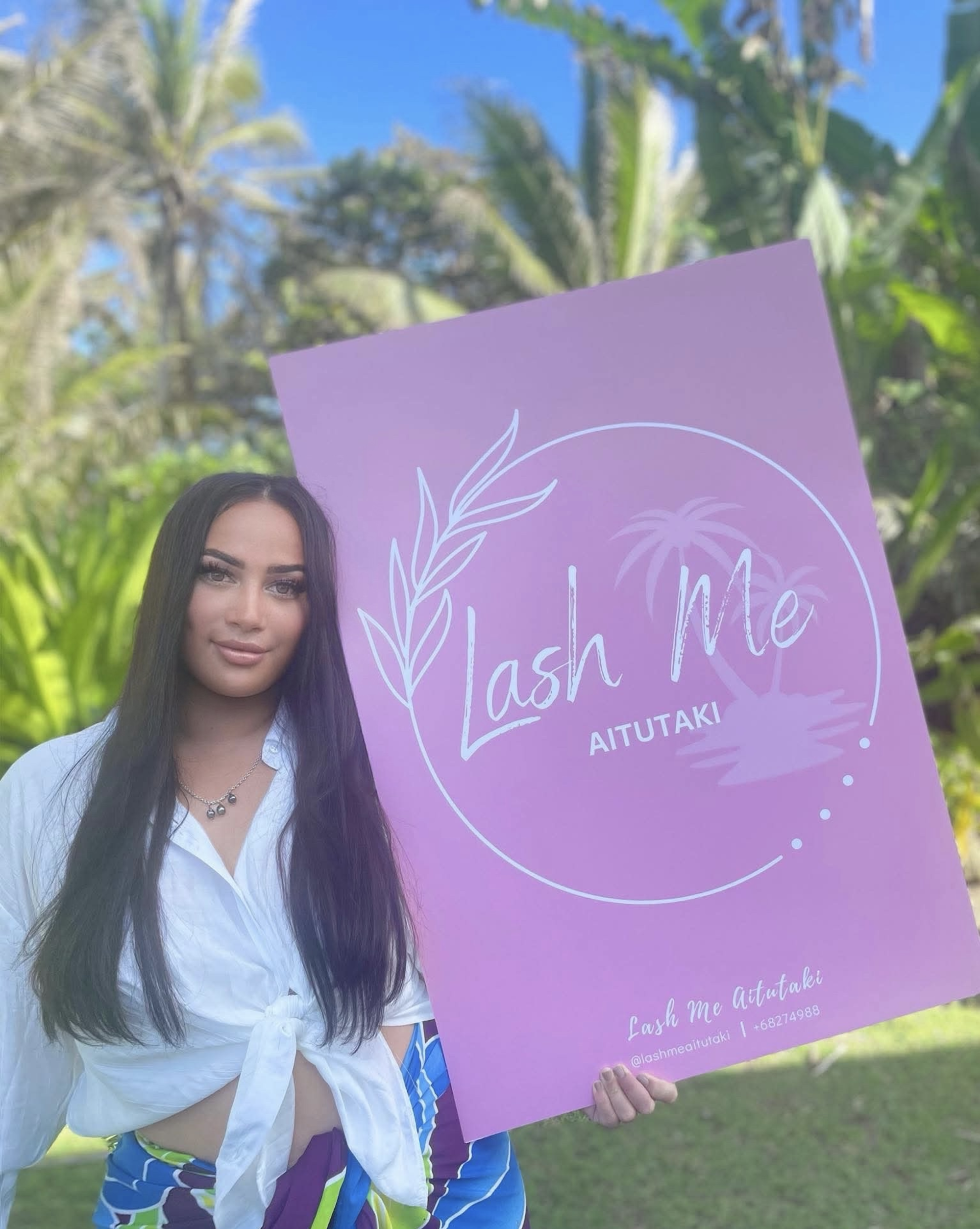 Lash me Aitutaki