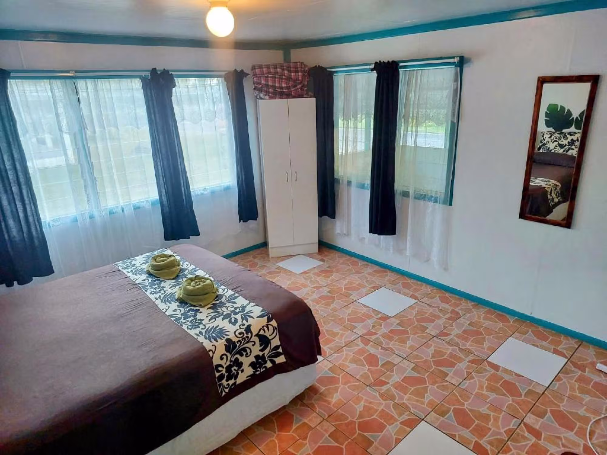 Aitutaki Budget Accommodation - Private room 