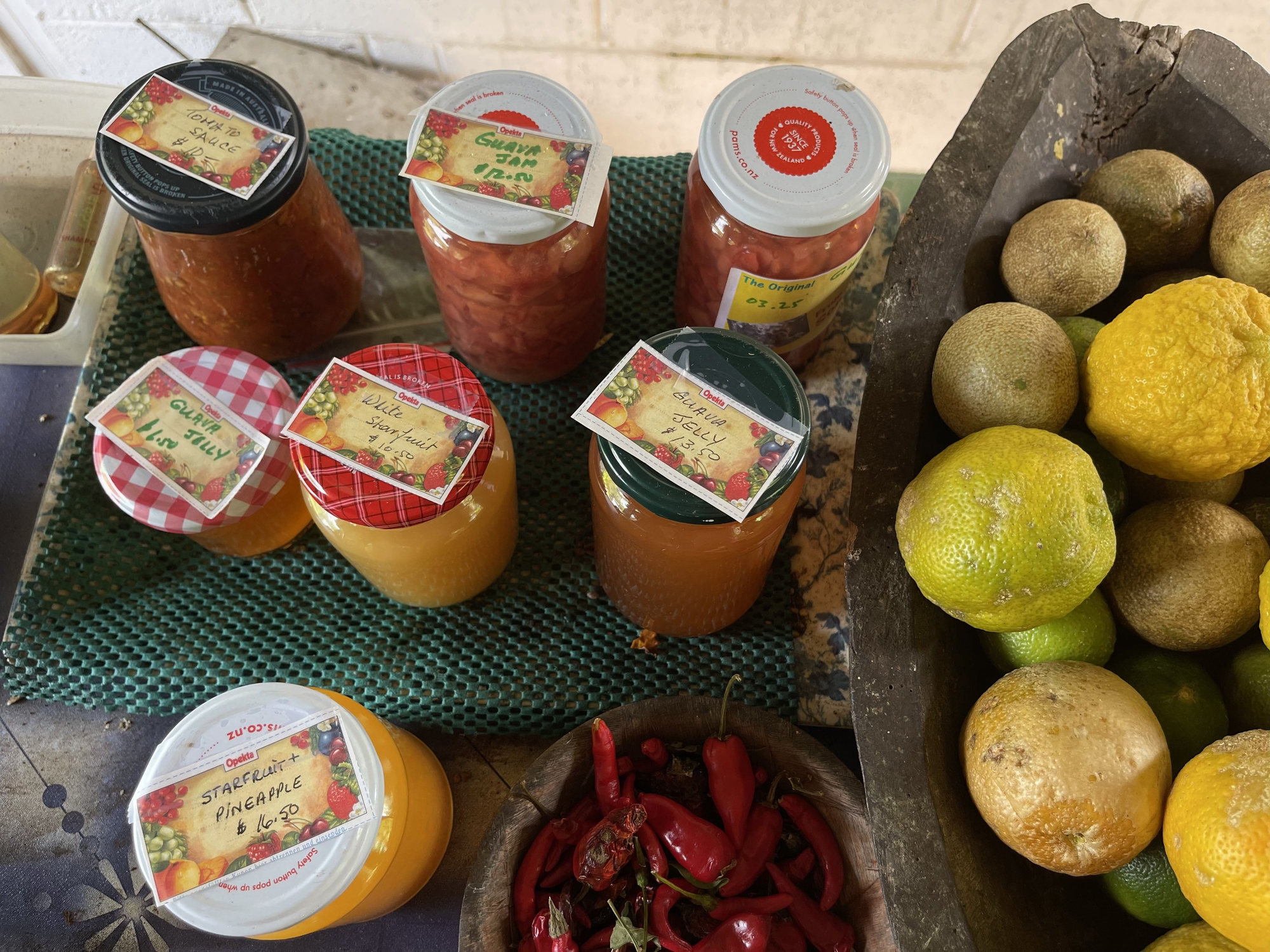 Tauono's Garden Cafe - jams