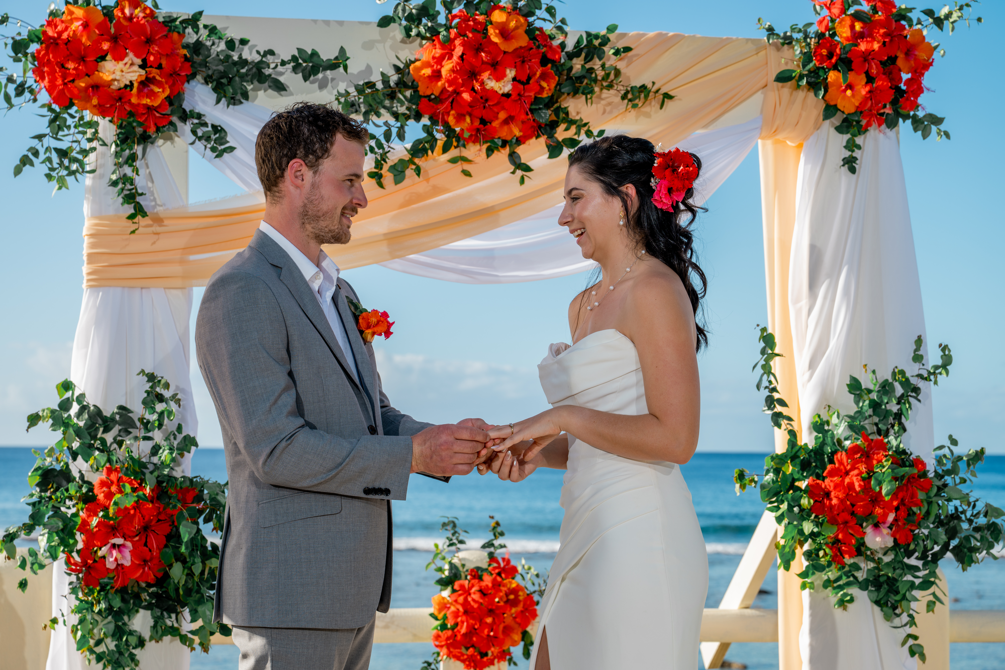 Club Raro - Weddings | Cook Islands, image size:2000x1333