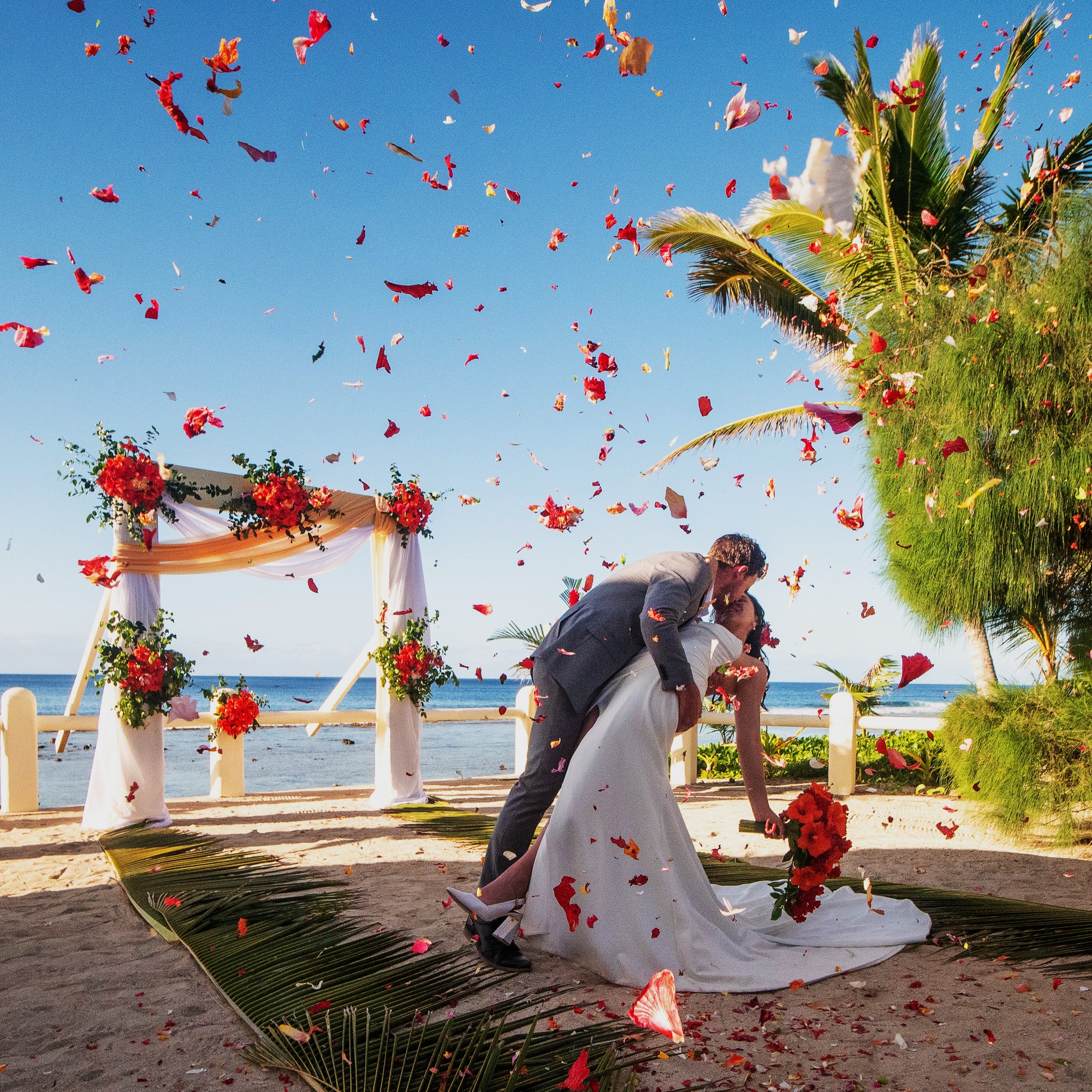 Sanctuary Rarotonga - on the beach. Adults-Only, image size:2000x2000