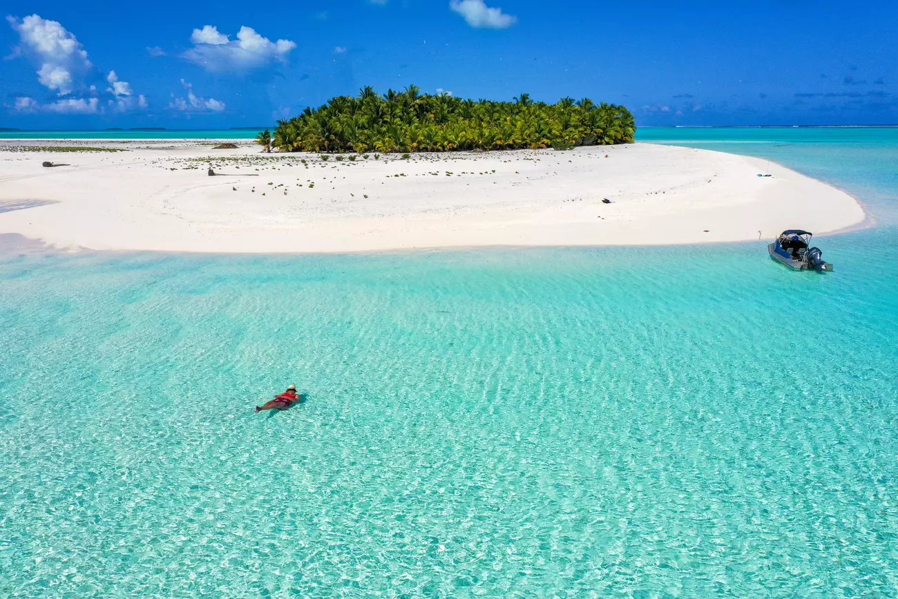 Cook Islands Castaway
