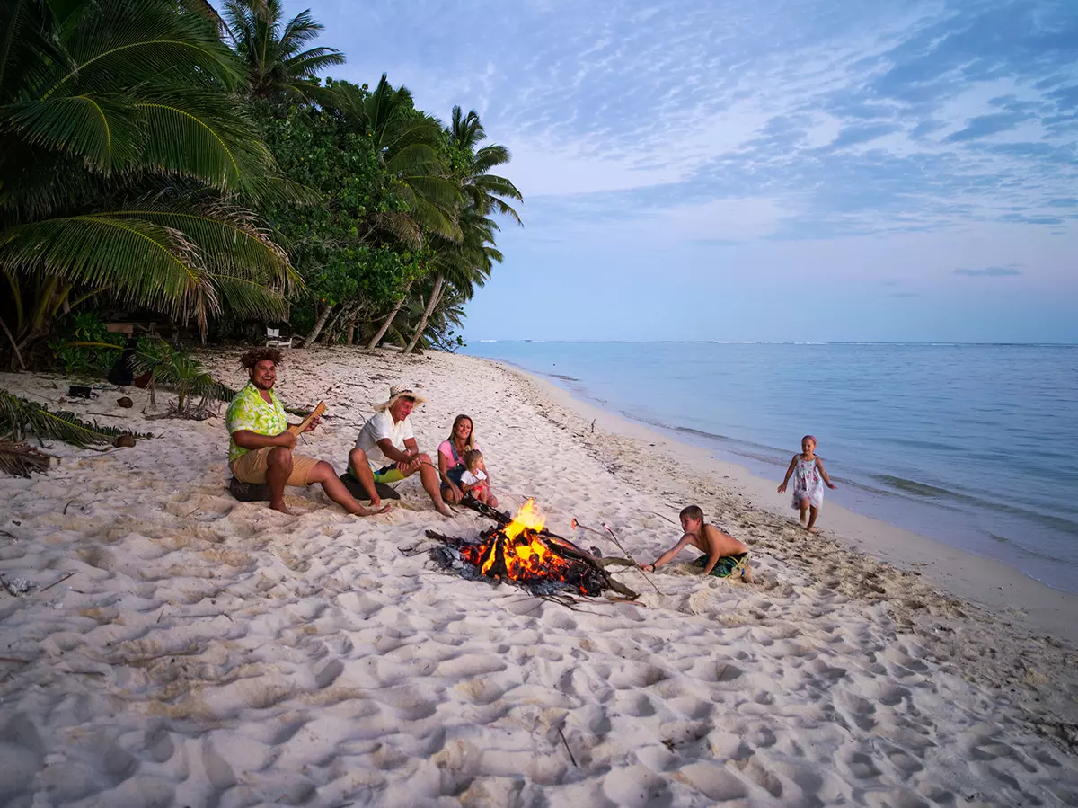 Sunset family in the Cook Islands