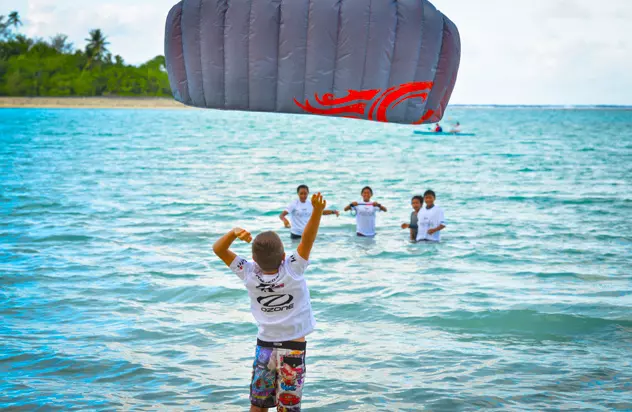 Kitesurfing