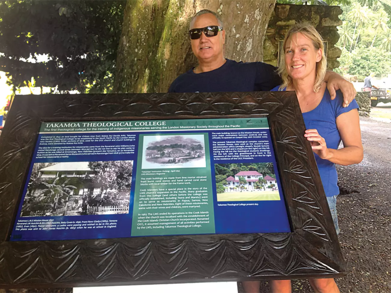 Ray & Eva with Takamoa Sign