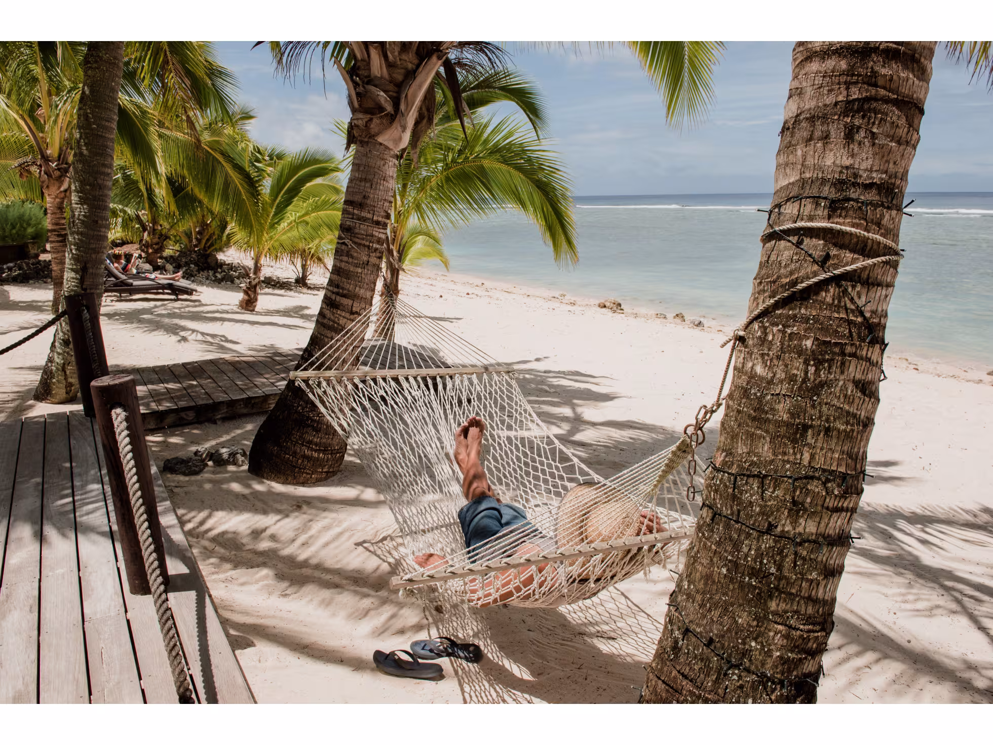 Magic Reef Beach Bungalow - Beach 3