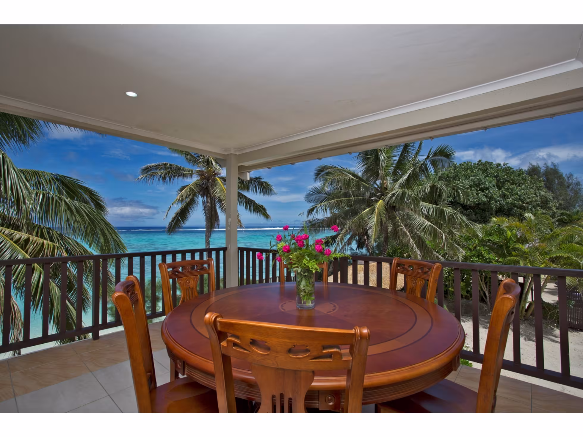 Moana Sands