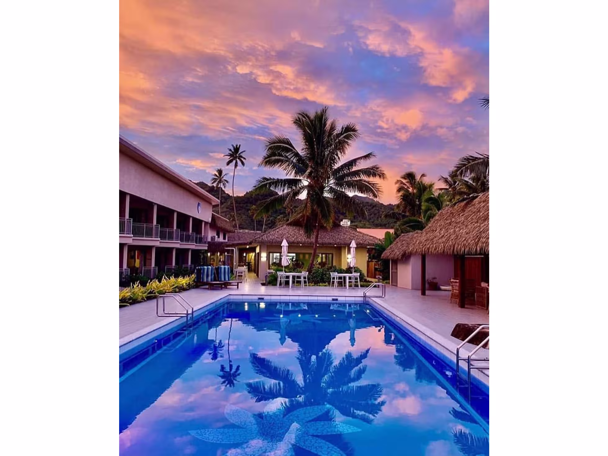 Moana Sands Lagoon Resort 