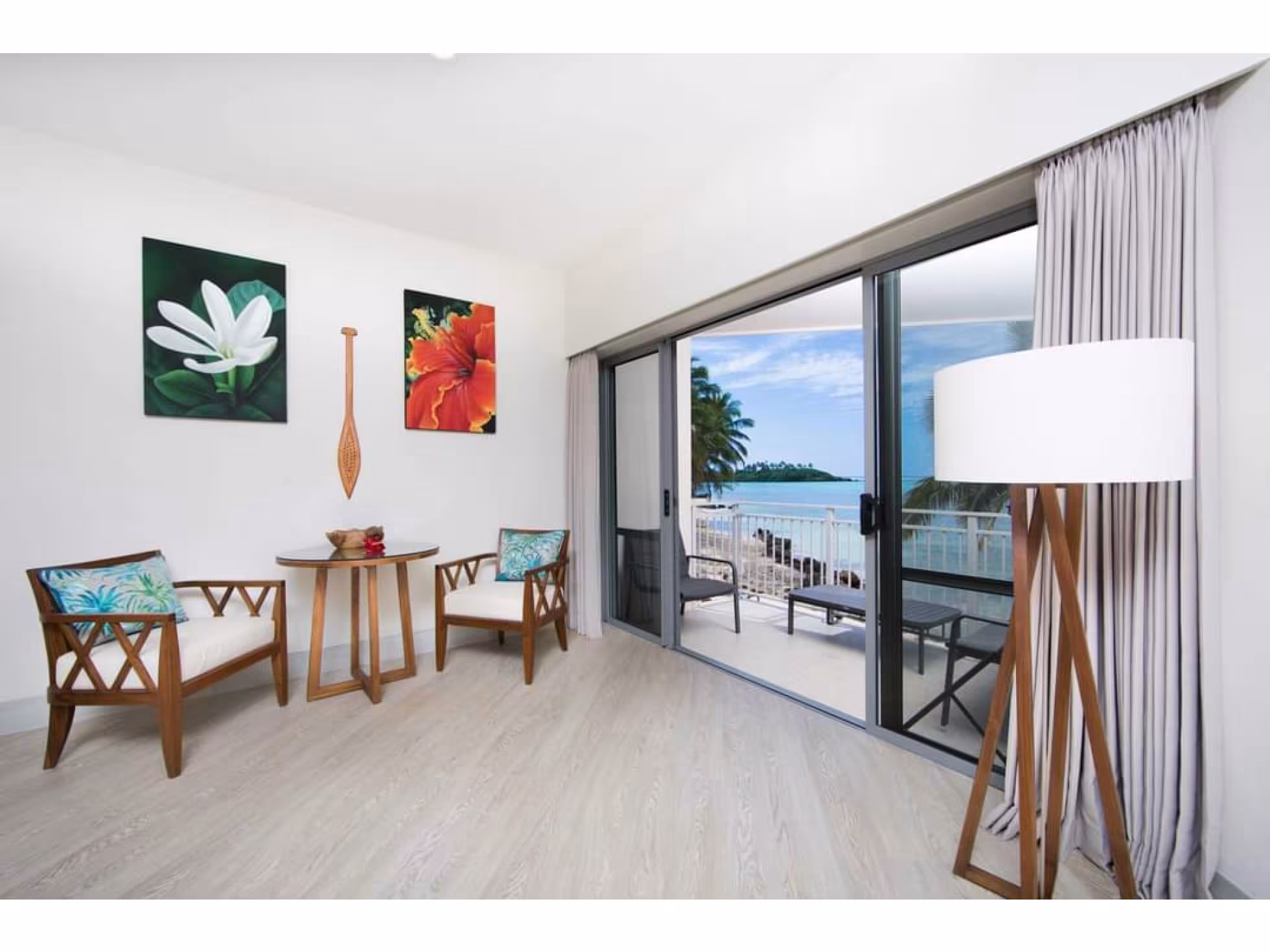 Moana Sands Lagoon Resort 