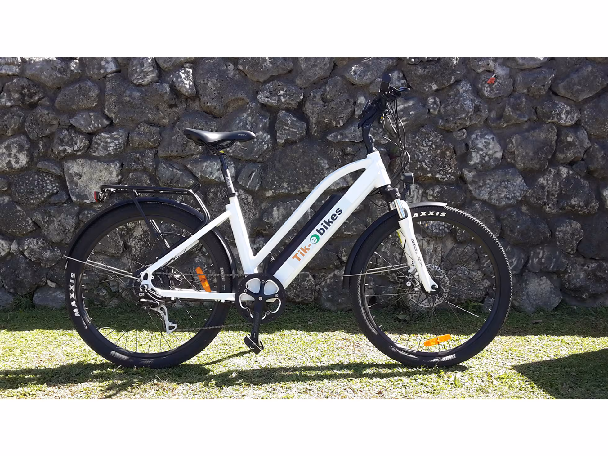 Hire e-Bikes in Rarotonga with Tik-e Tour