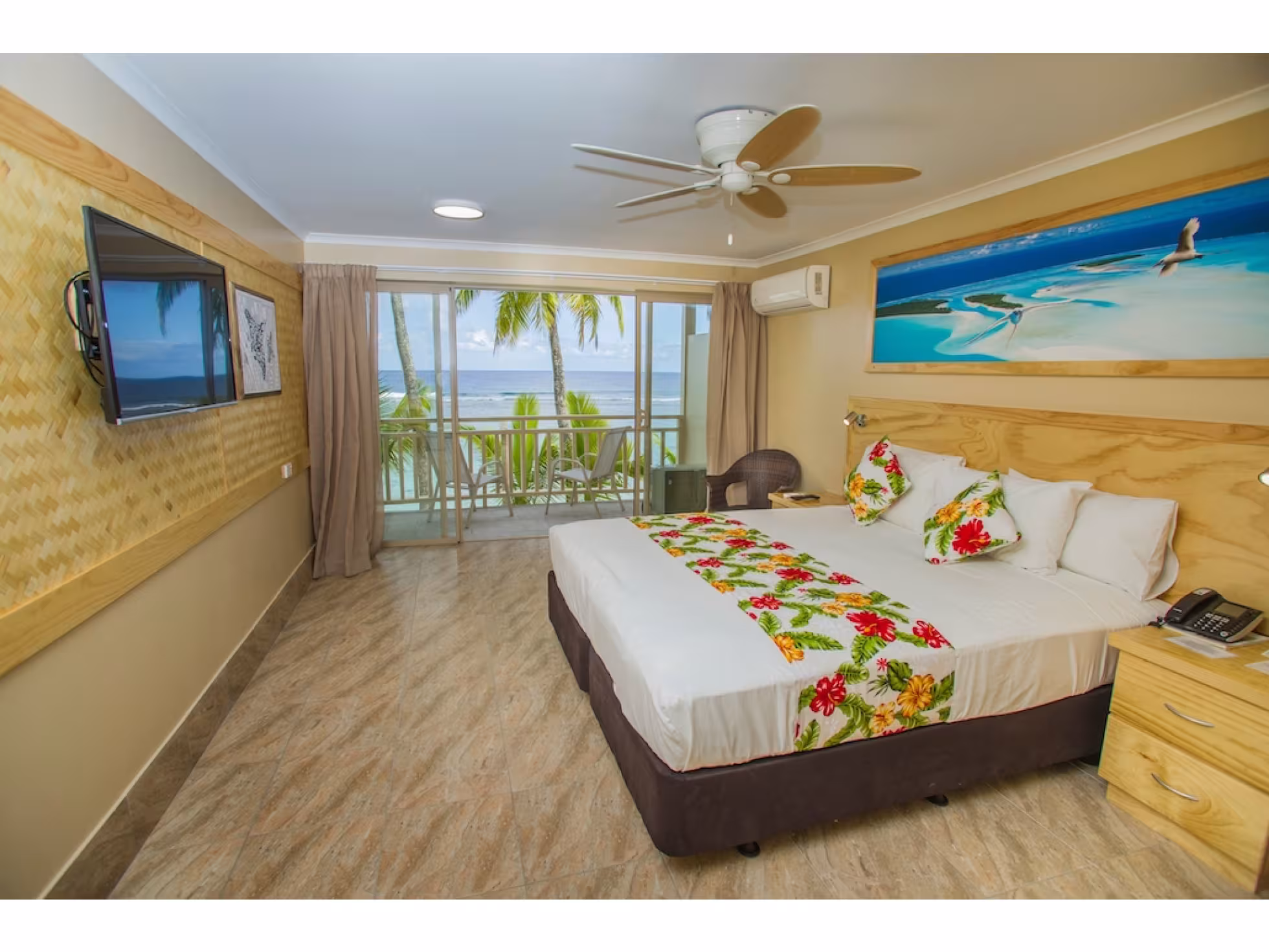 Edgewater Resort and Spa's beach front room