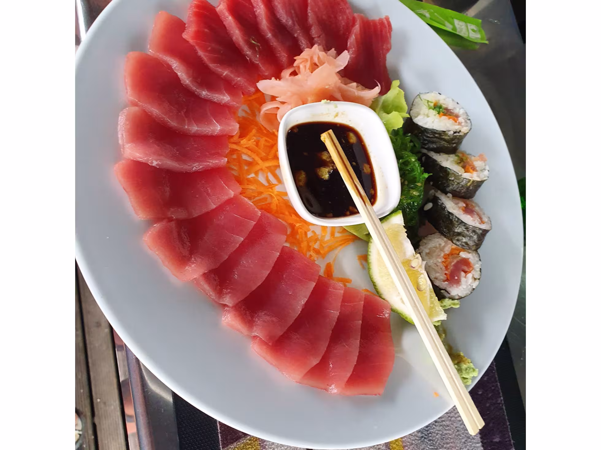 No. 3 SUSHI AND SASHIMI 