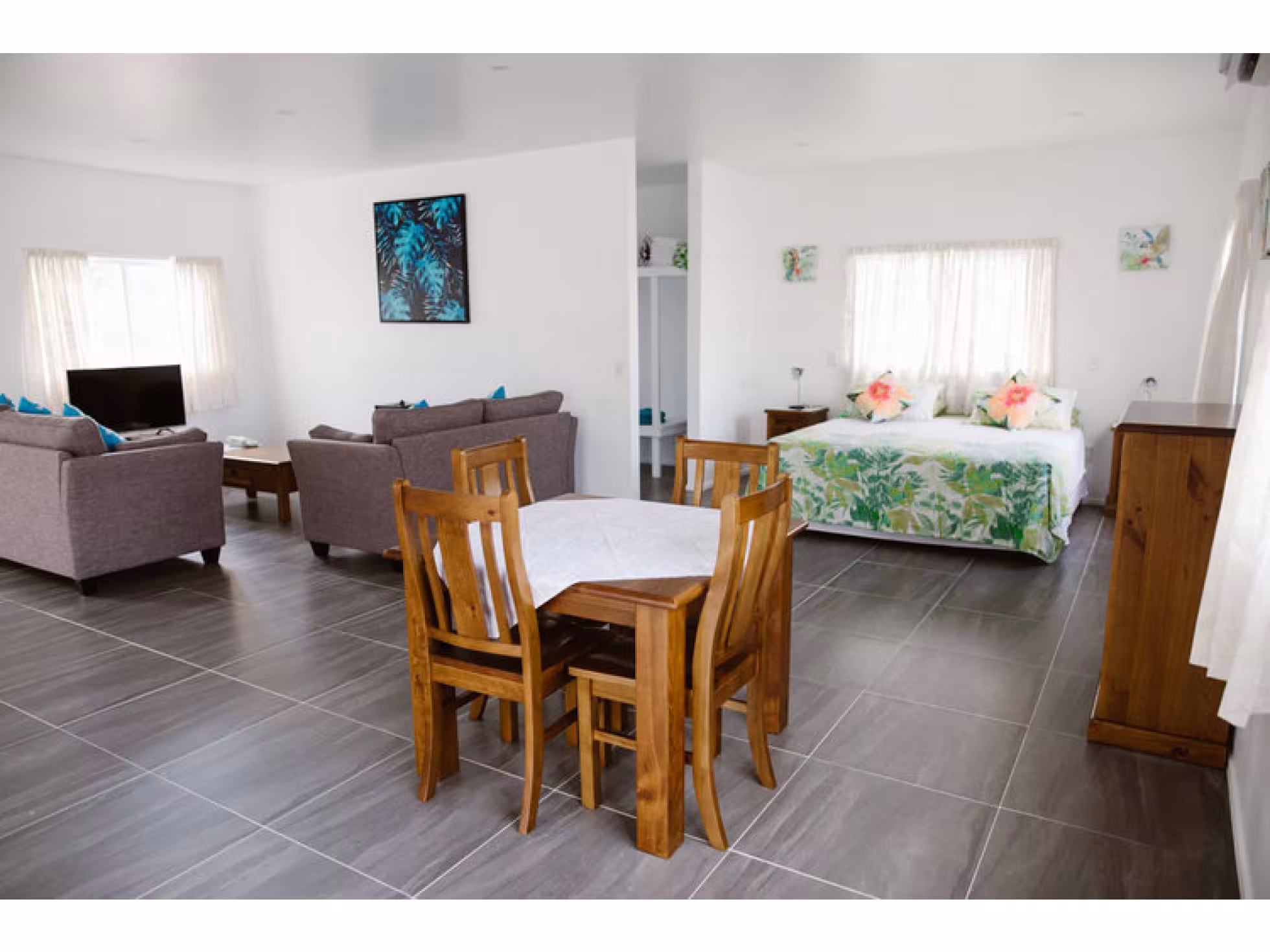 Charlies Villa 4