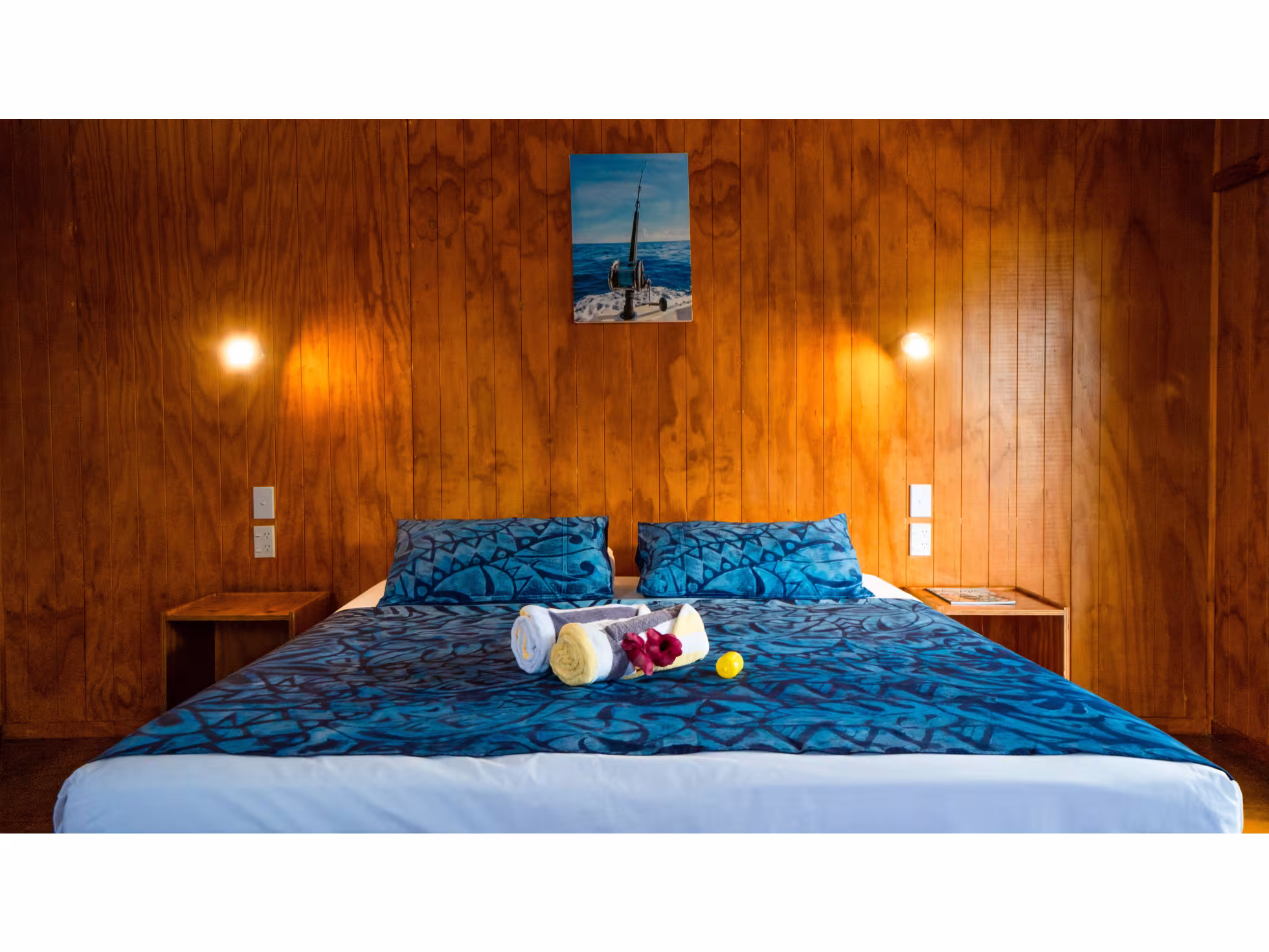 Aitutaki Village Bed