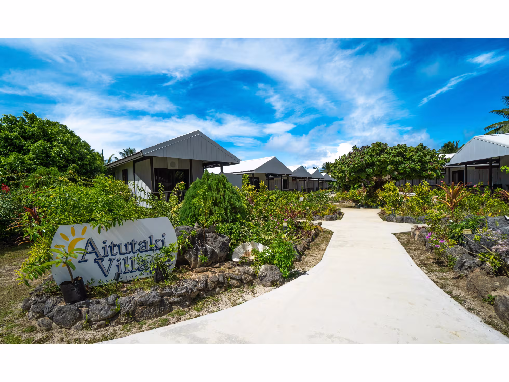 Aitutaki Village Exterior 2