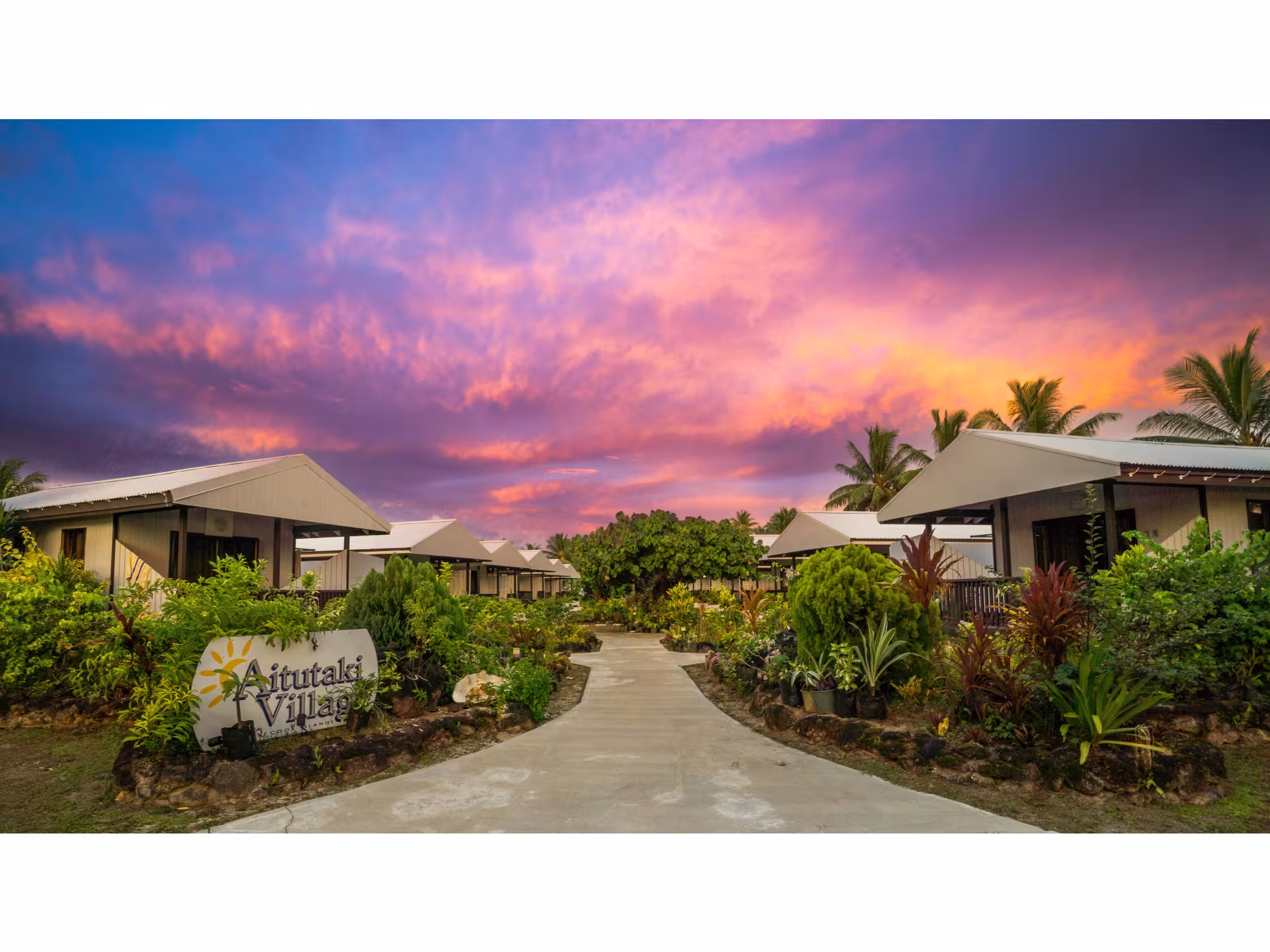Aitutaki Village Exterior 3