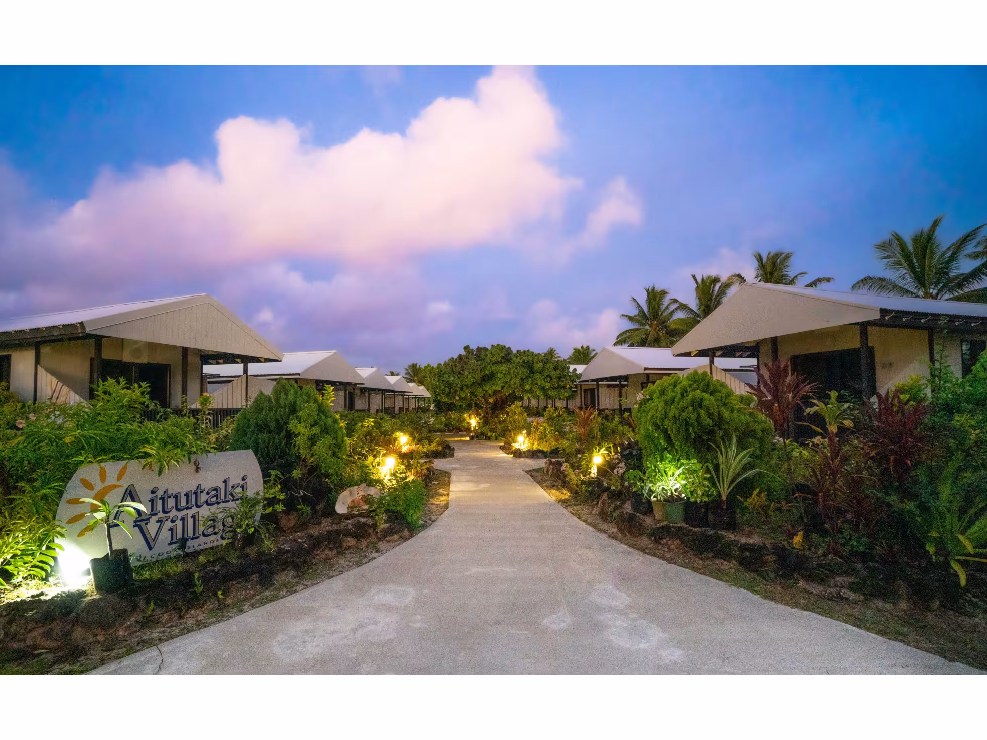 Aitutaki Village Exterior 4