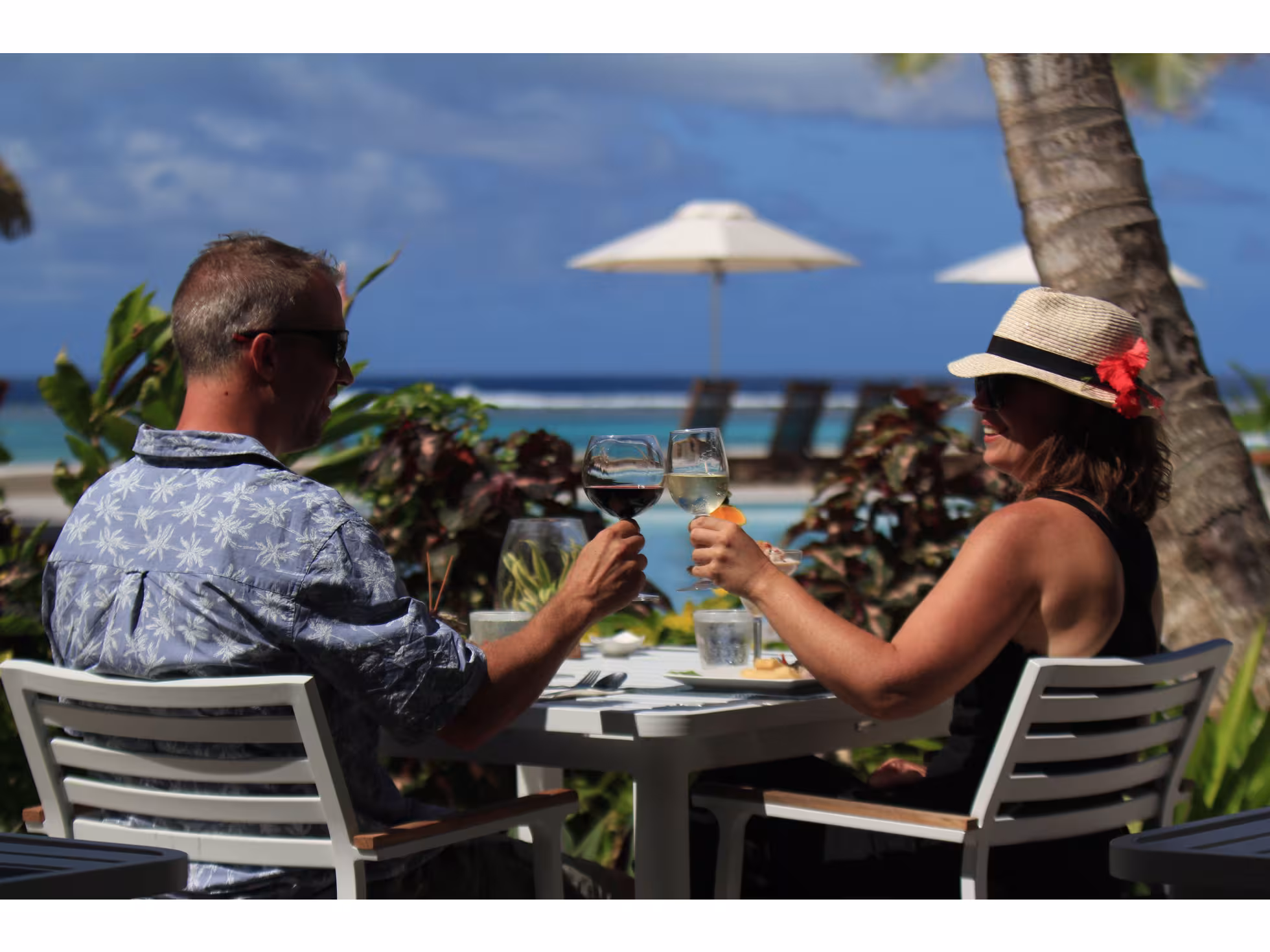 Moana Sands Group Honeymoon