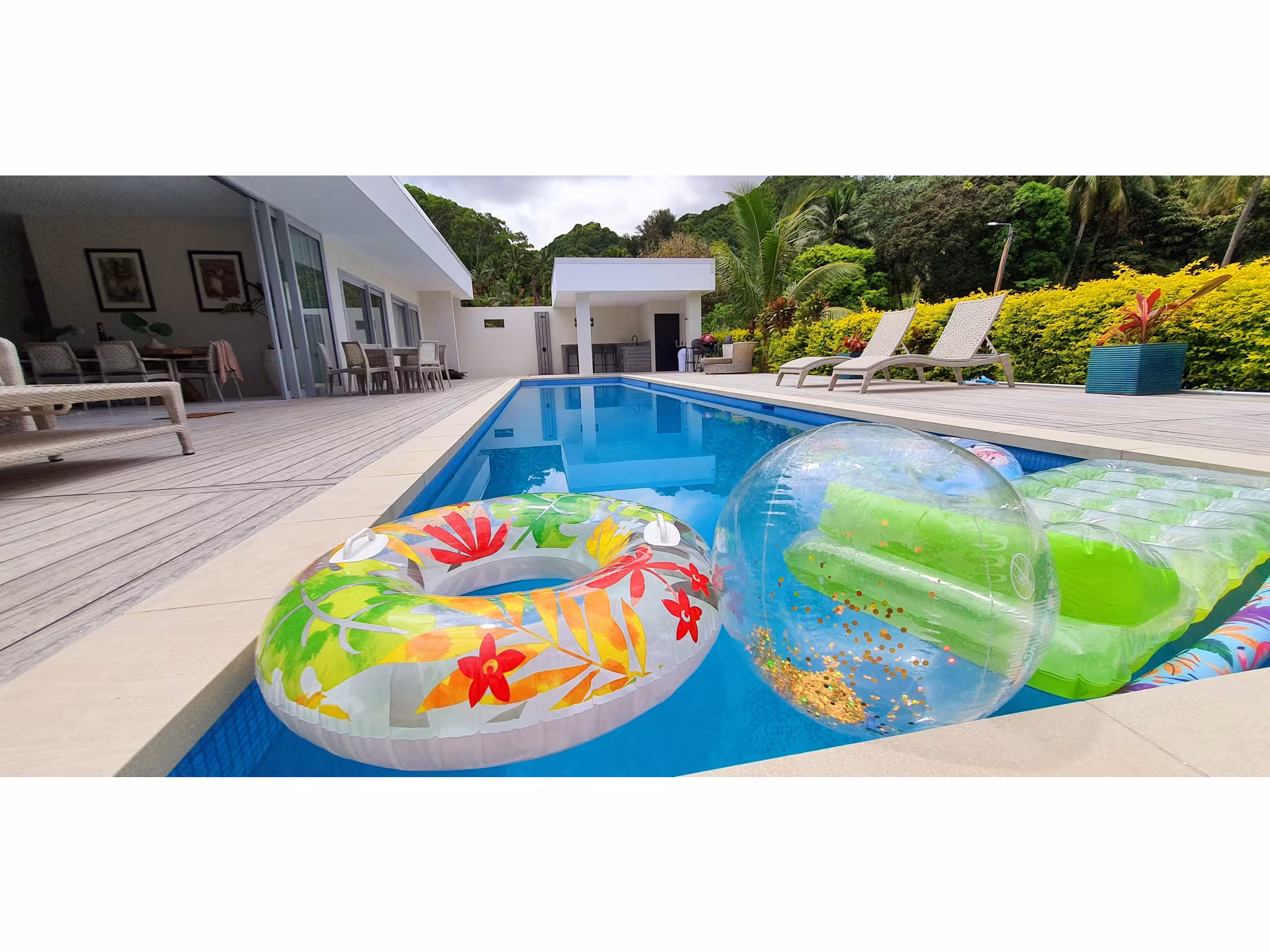 Mama Taras Luxury Villa