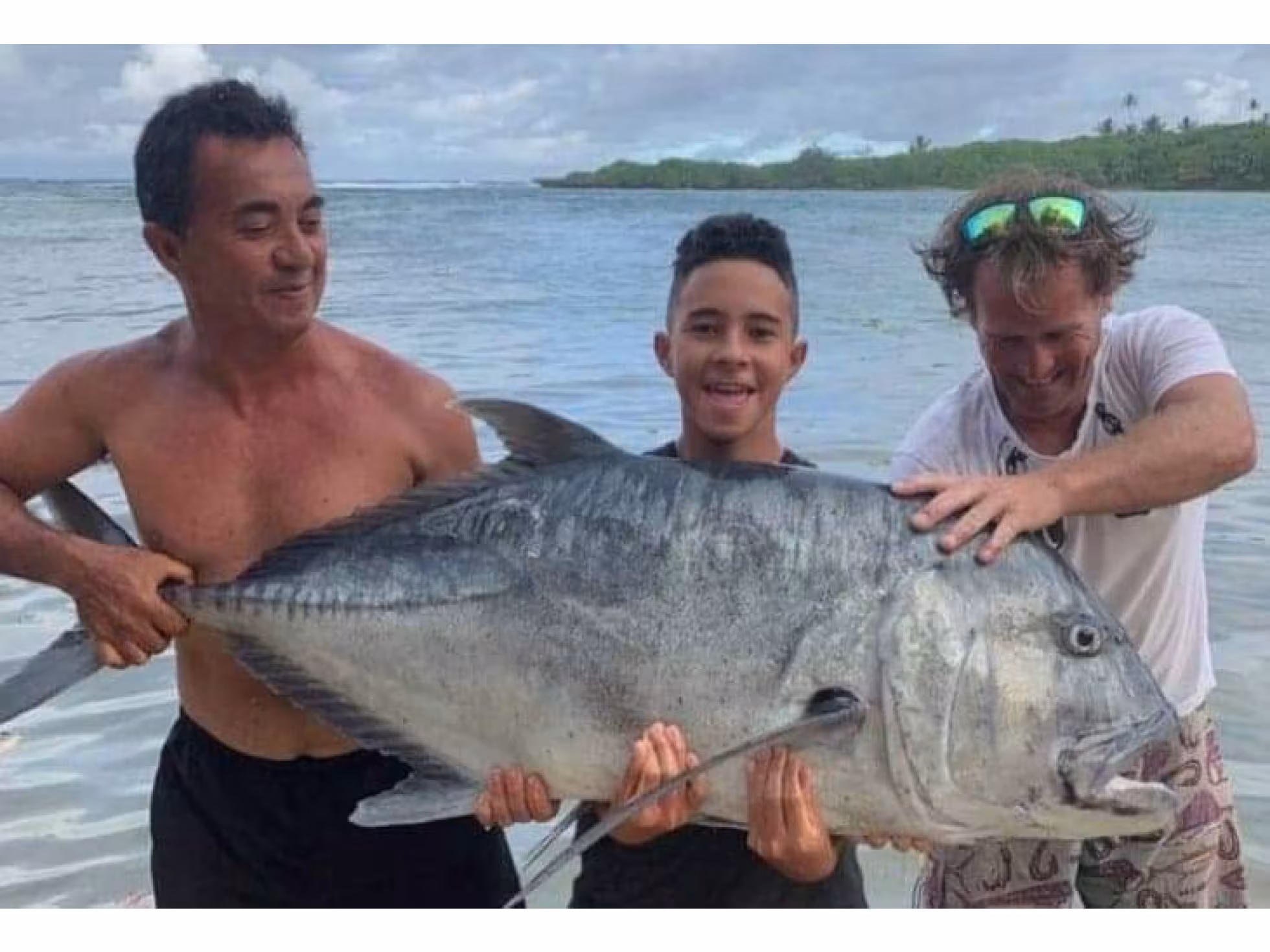 Robbie’s GT fishing charters