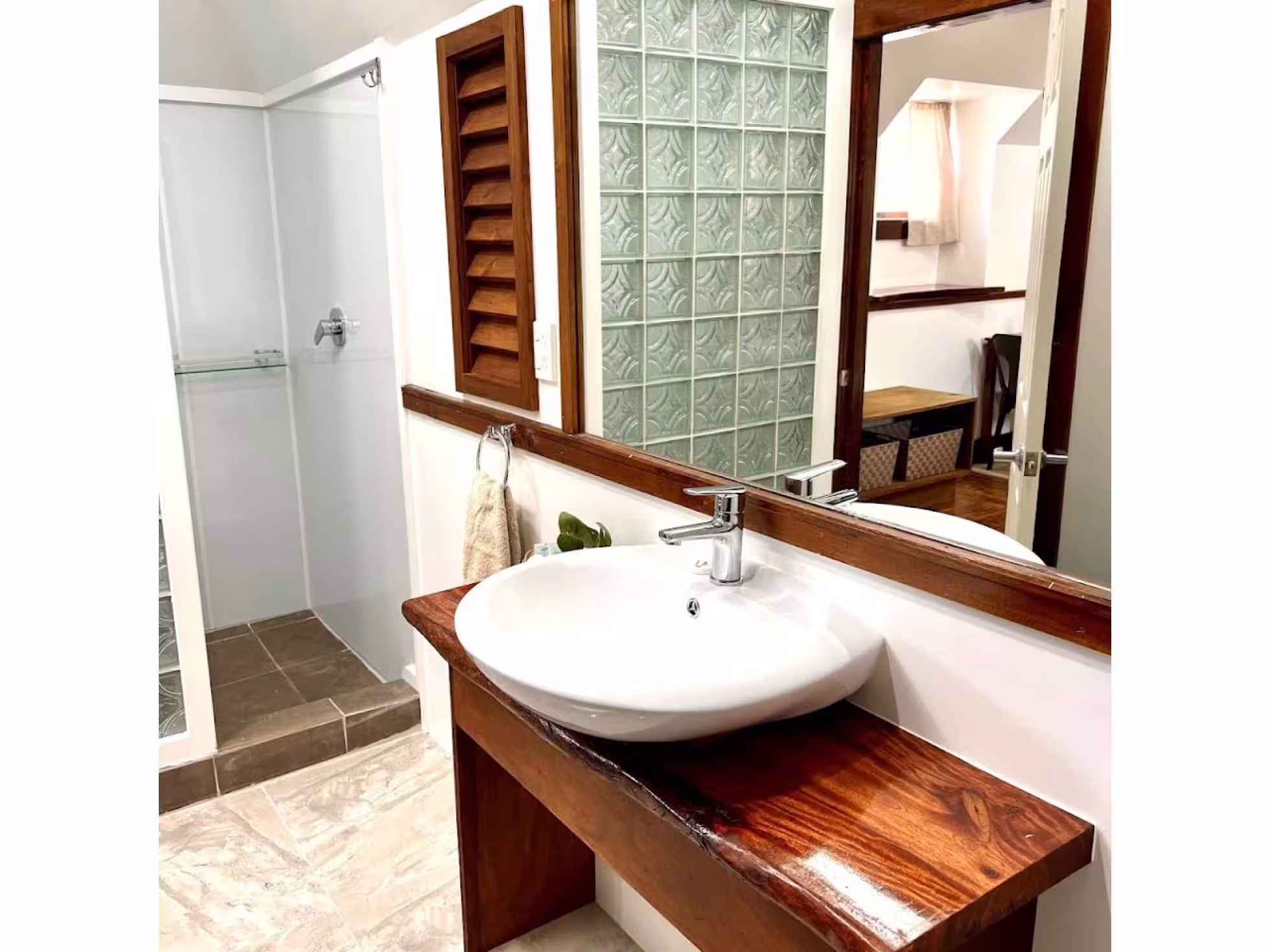 Tai'inu Bungalows